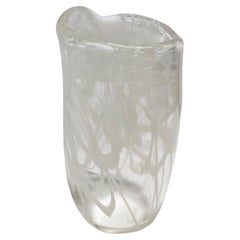 Vase en verre Lattimo de forme libre, années 1960