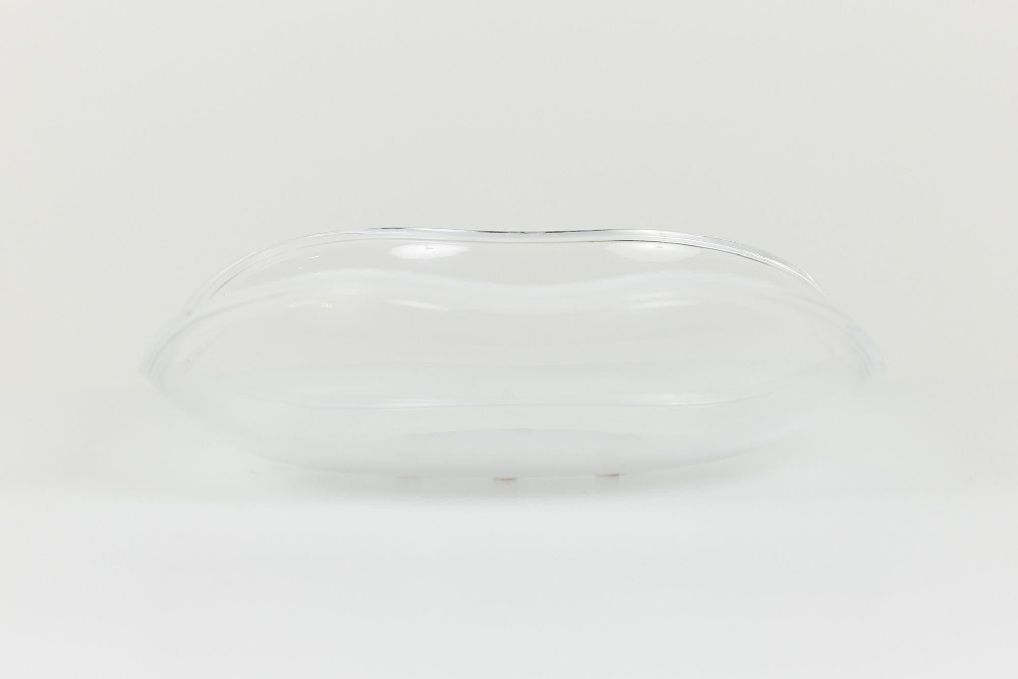 Free Form Lucite Bowl by Ritts Co. In Good Condition For Sale In Los Angeles, CA