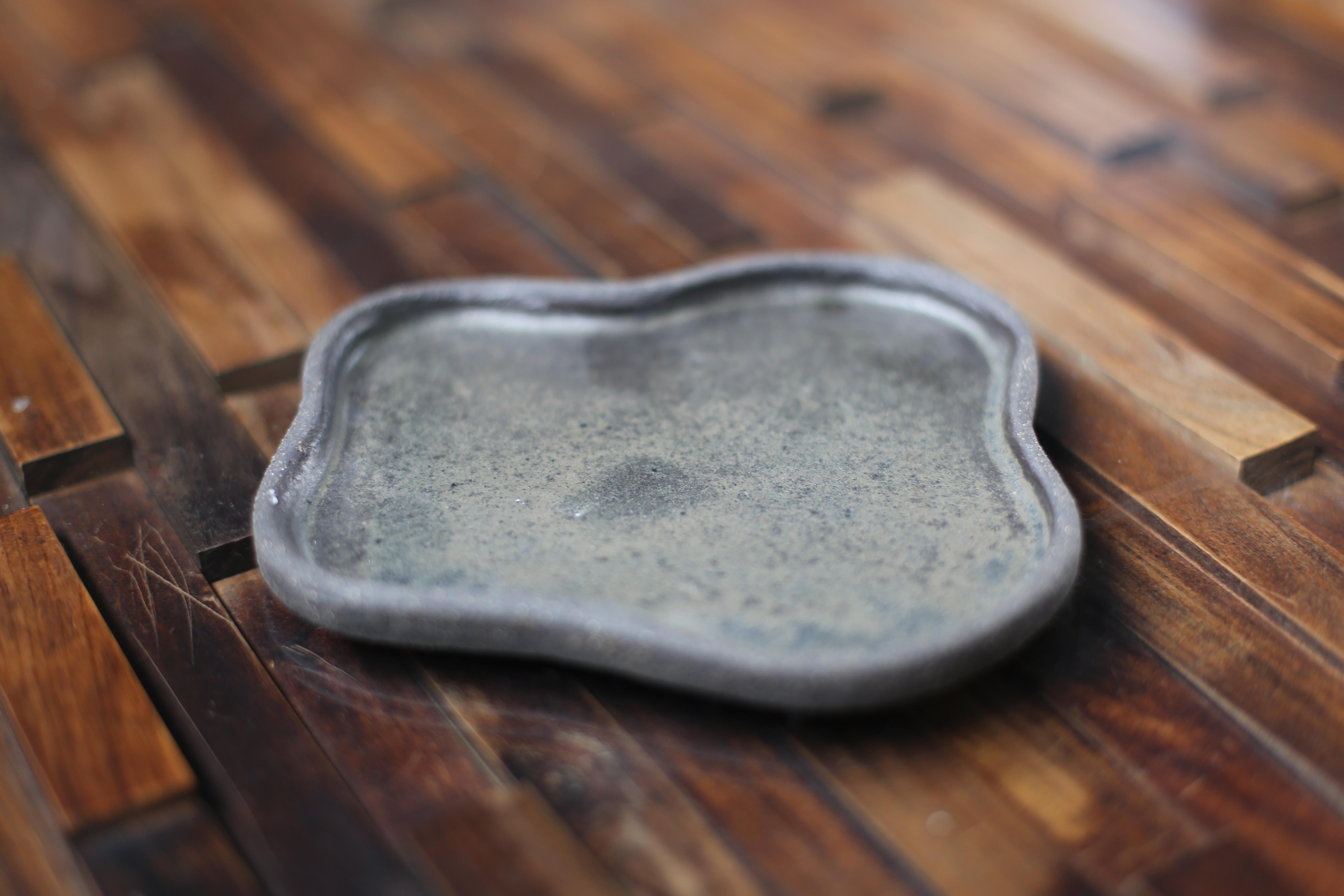 Modern Free Form Puddle Plate in Black Truffle Clay with Matte Midnight Blue Glaze For Sale