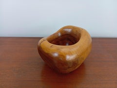 Sculpture de forme libre en noyer massif Alexendre Noll Circa 1950