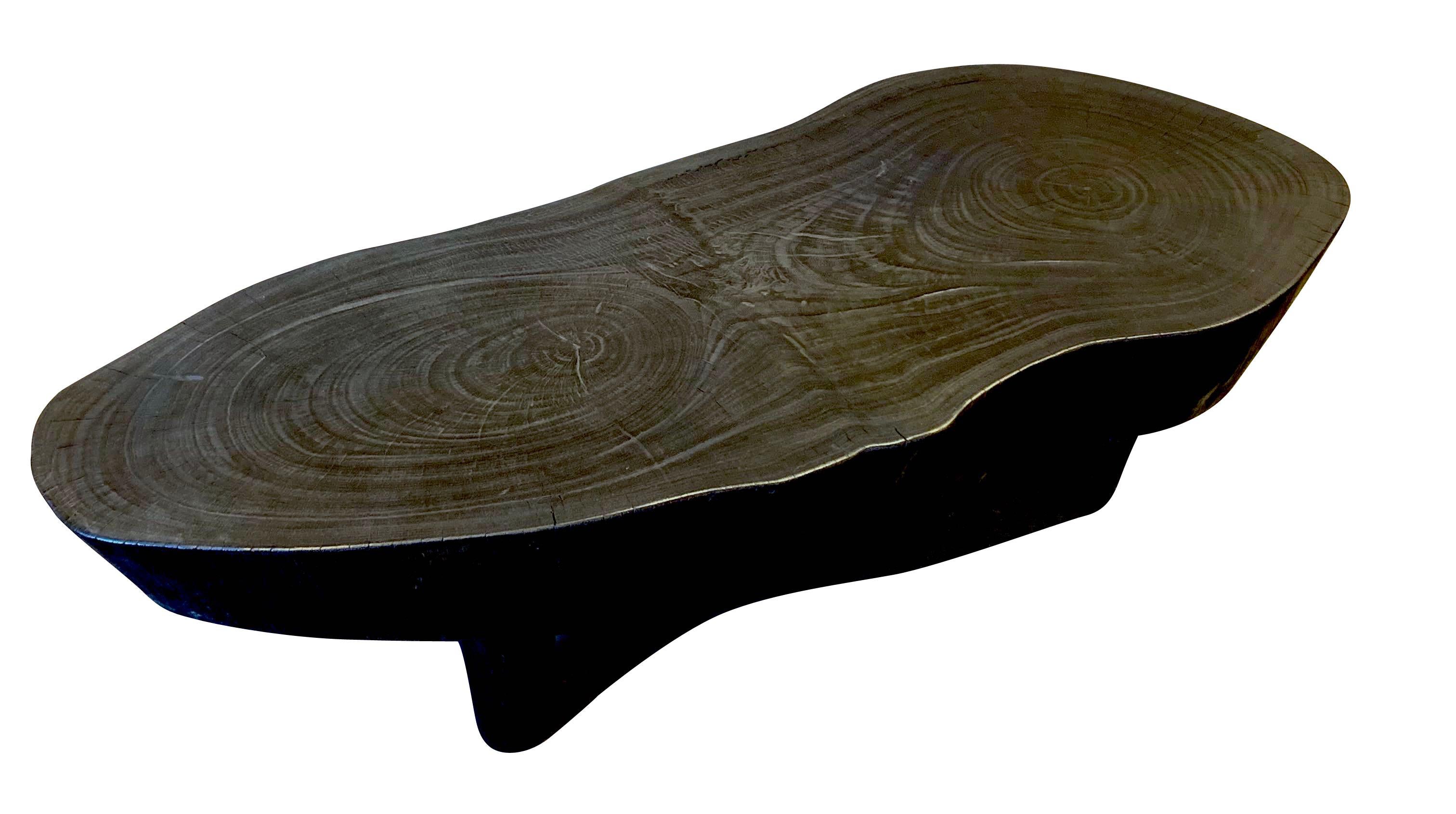 Freeform Suar Wood Coffee Table, Indonesia, Contemporary In New Condition In New York, NY