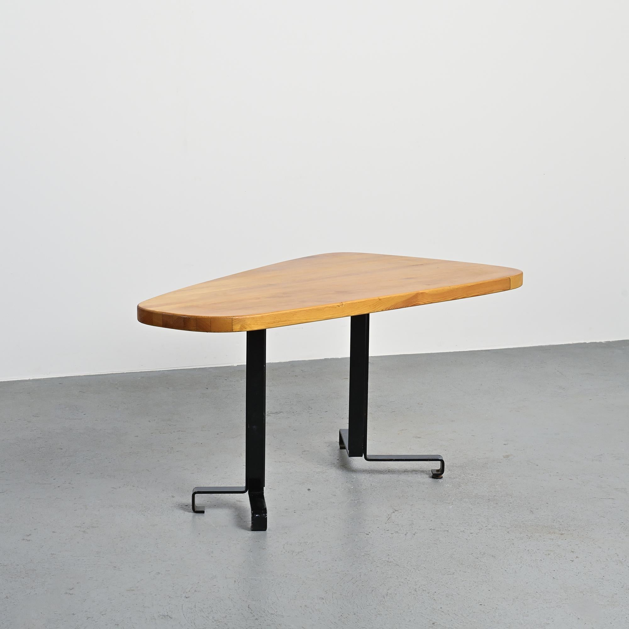 Free form table by Charlotte Perriand, Les Arcs circa 1986 For Sale 4