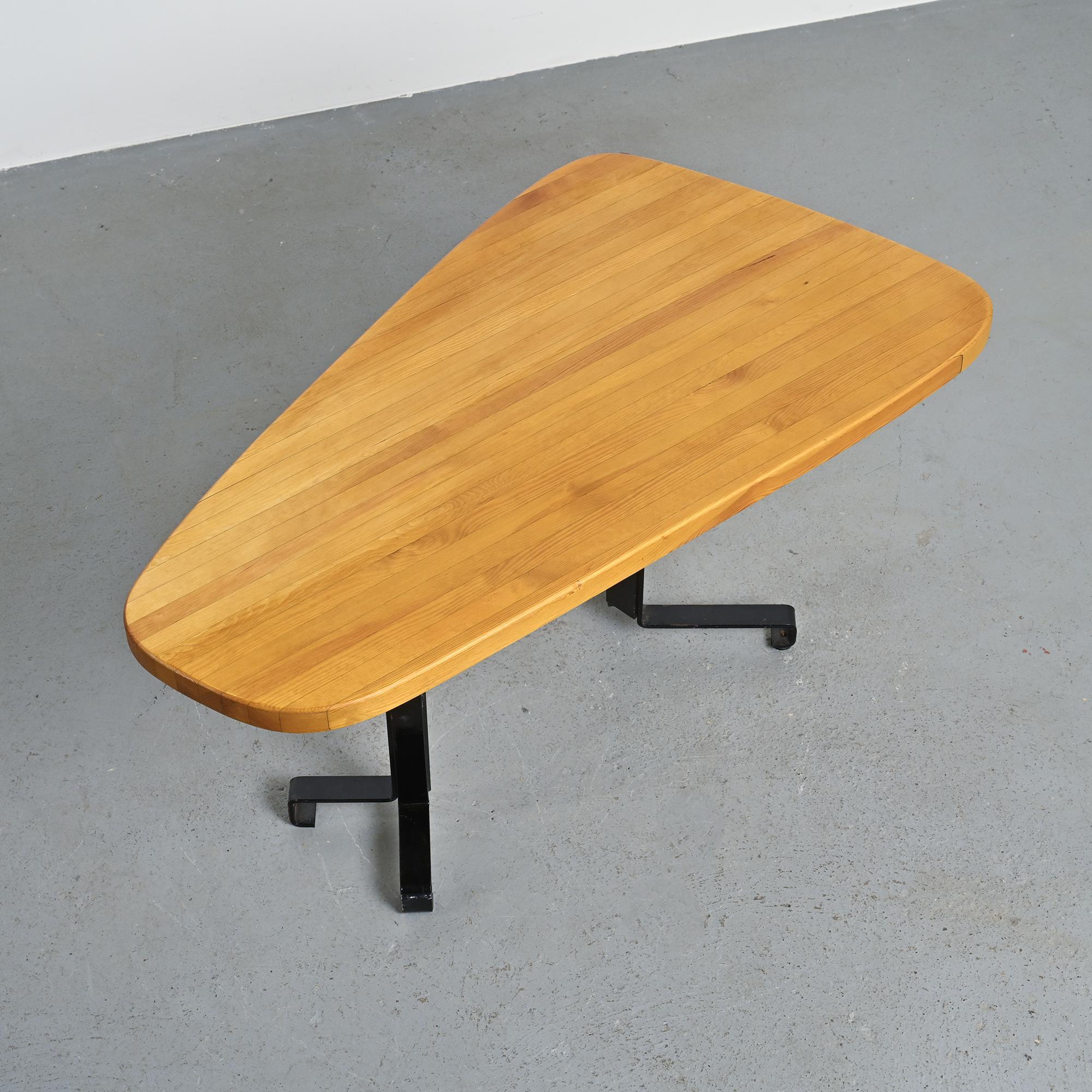 Free form table by Charlotte Perriand, Les Arcs circa 1986 For Sale 7