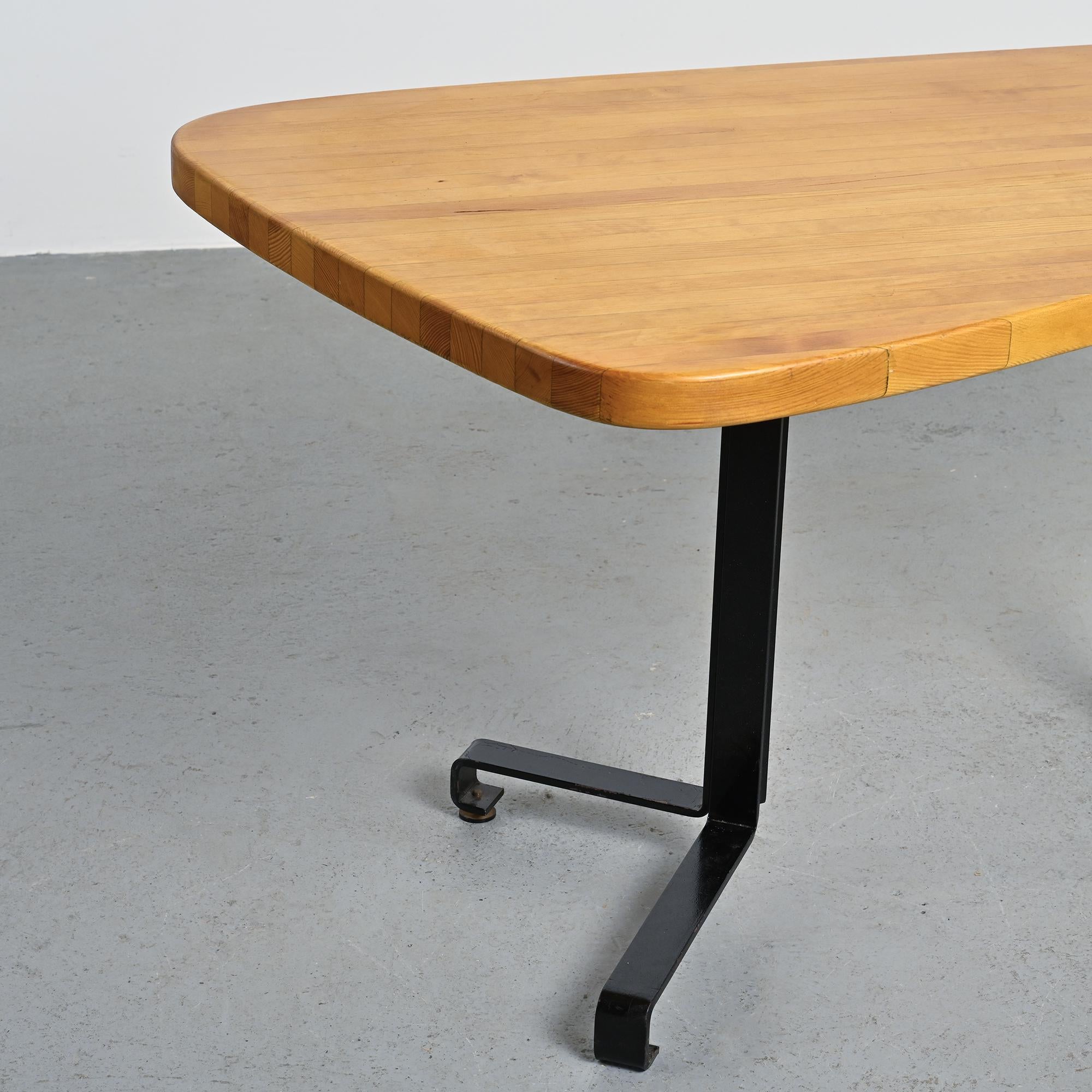 French Free form table by Charlotte Perriand, Les Arcs circa 1986 For Sale