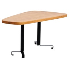 Table de forme libre de Charlotte Perriand, Les Arcs circa 1986