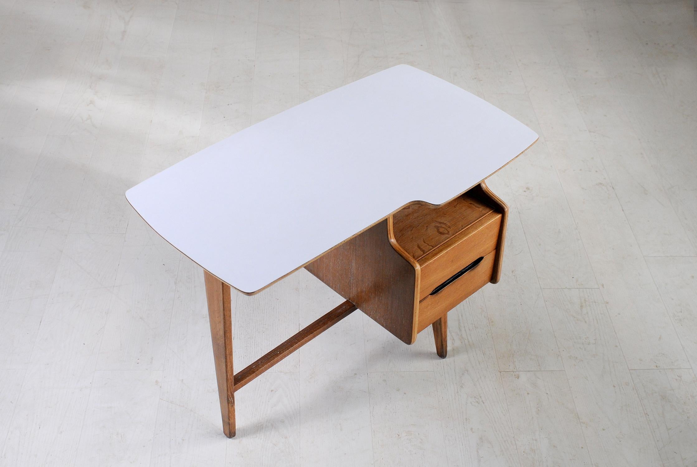 Freeform Tripod Desk Jacques Hauville France, 1950 In Good Condition In Catonvielle, FR