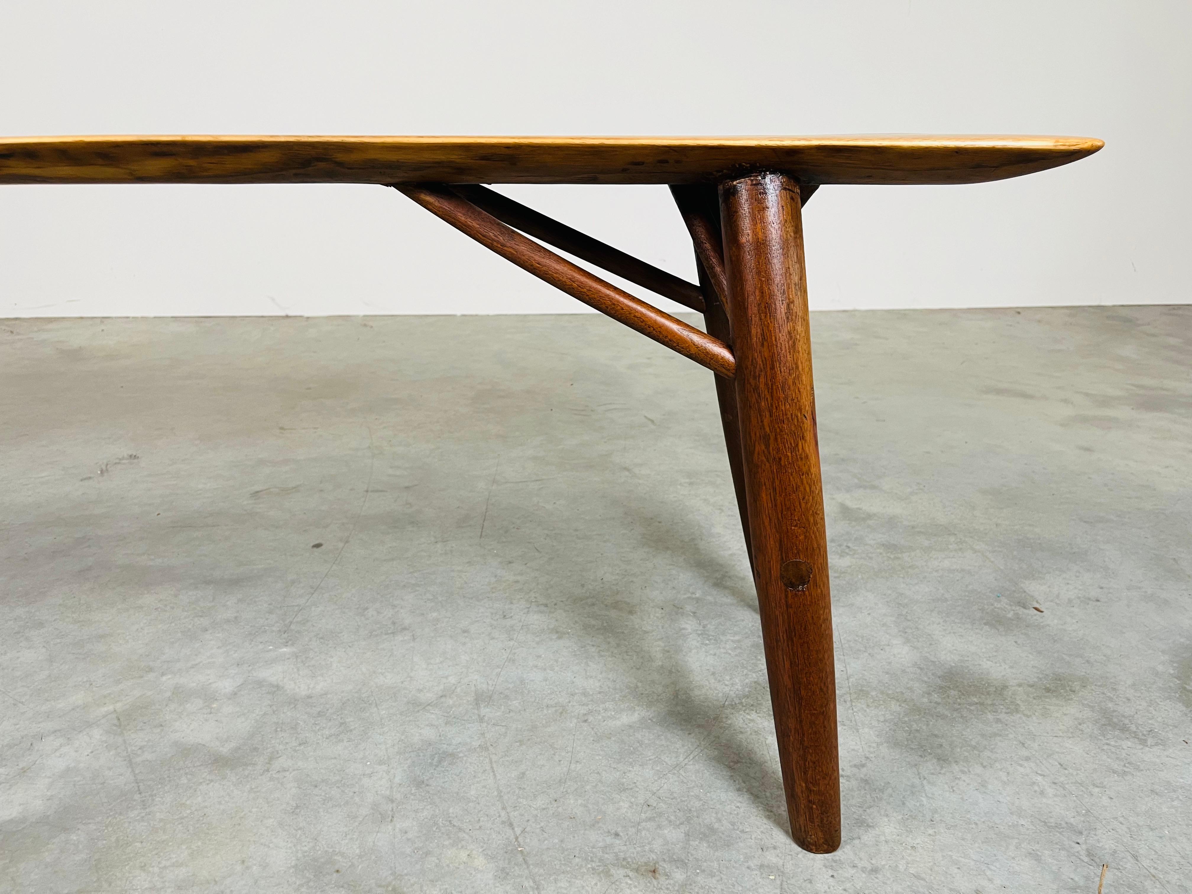Banc de forme libre par Herbert Millstone d'après Phillip Lloyd Powell en vente 2