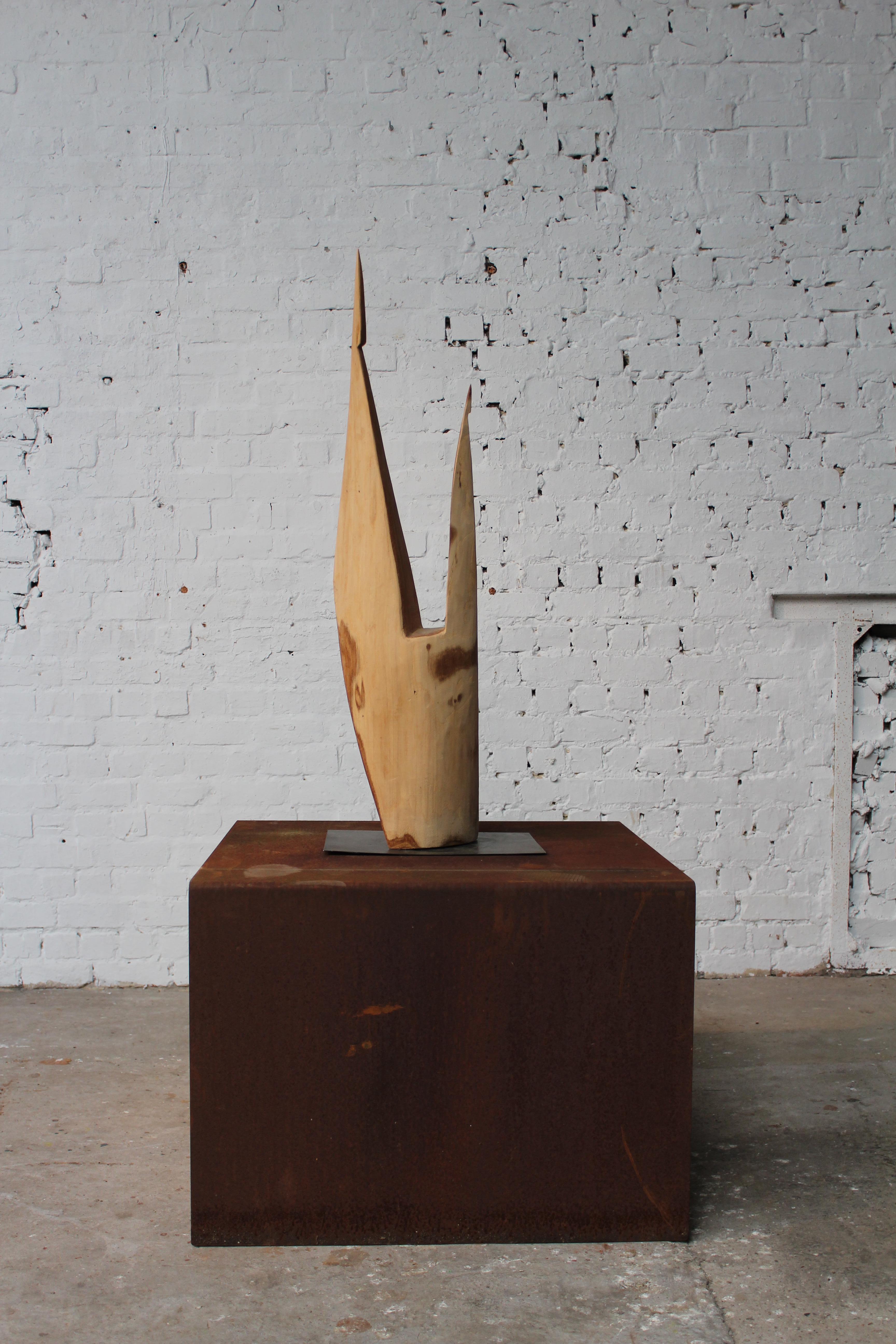 Organico moderno Scultura in legno a forma libera di Roland LAVIANNE in vendita