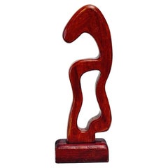 Sculpture en bois de forme libre