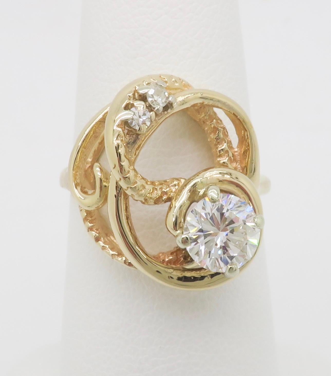 Round Cut Free Form Yellow Gold Diamond Ring For Sale