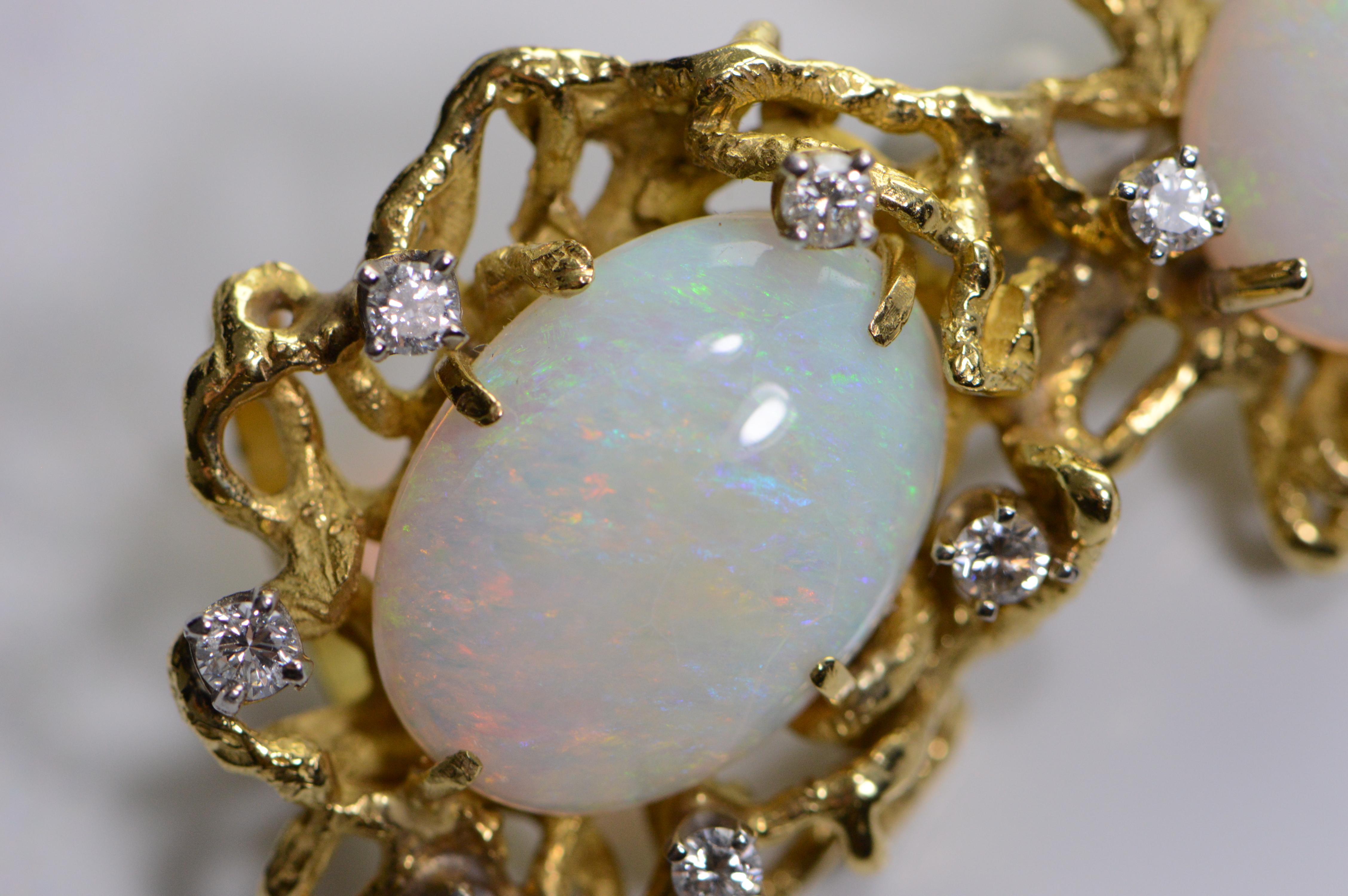 Freefrom Diamond Opal Necklace Feature Pendant Yellow Gold For Sale 1