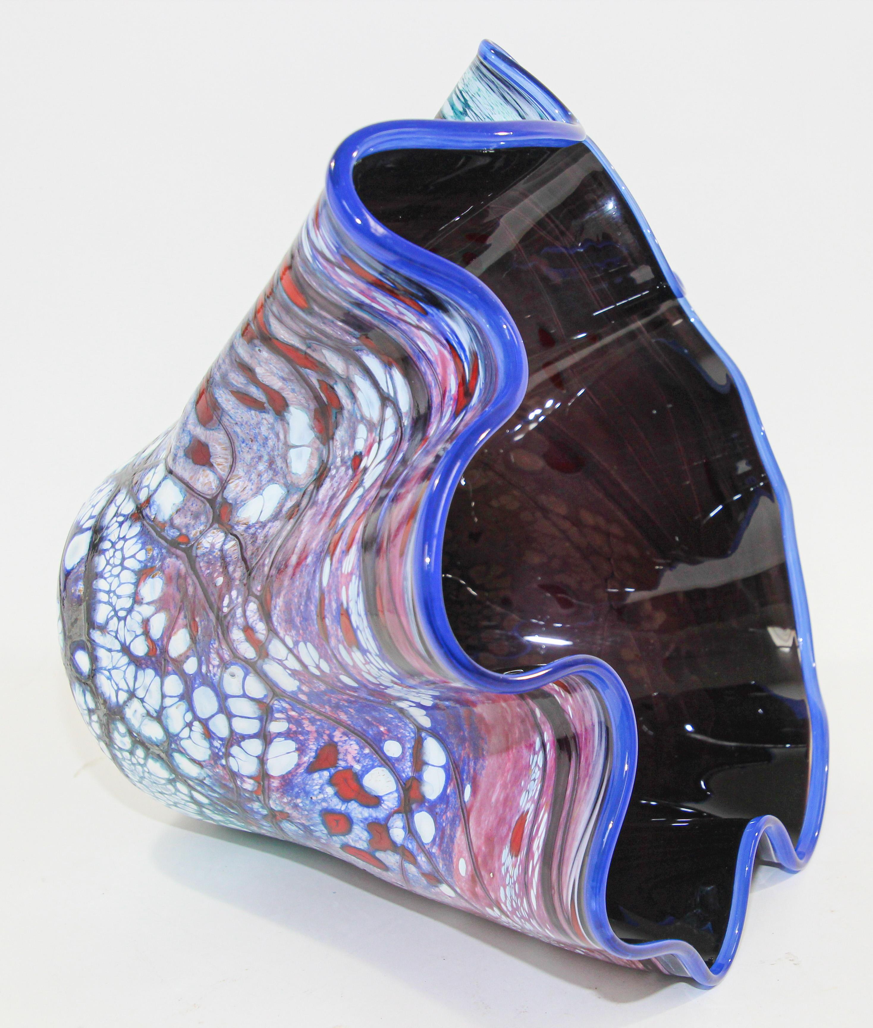 Free Organic Form Signed Blown Art Glass Vase by Bill Kasper In Good Condition In North Hollywood, CA