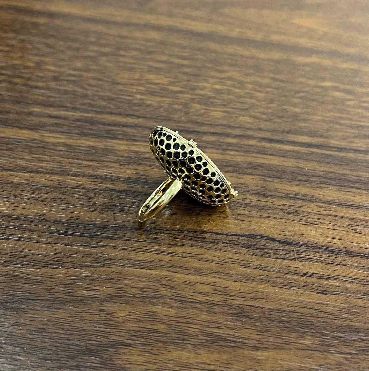 Free Shape Black Blue Crystal Quartz Druzi Diamonds Halo 18K Yellow Gold Ring For Sale 5