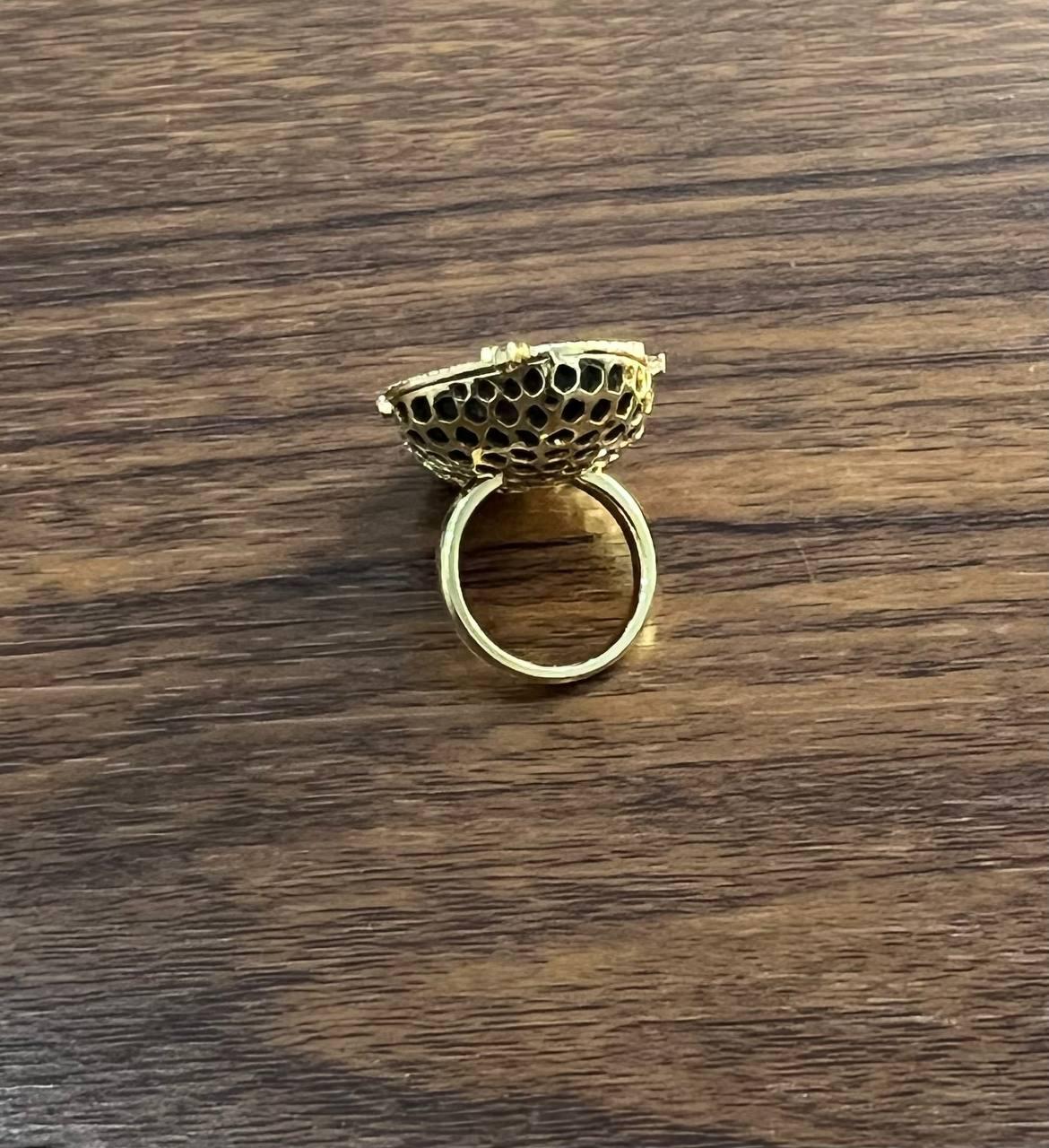 Free Shape Black Blue Crystal Quartz Druzi Diamonds Halo 18K Yellow Gold Ring For Sale 7
