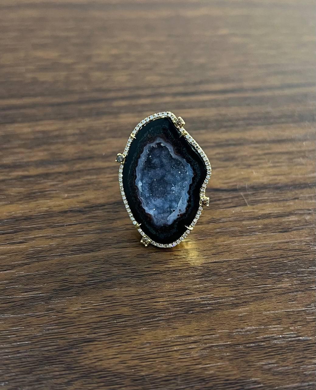 Free Shape Black Blue Crystal Quartz Druzi Diamonds Halo 18K Yellow Gold Ring For Sale 2