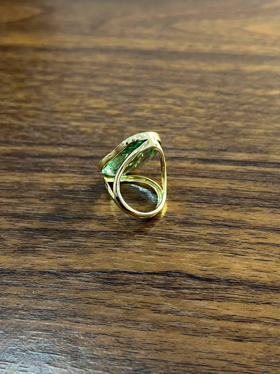 Free Shape Faceted Green Amethyst Prasiolite Diamonds Halo Gold Statement Ring For Sale 3