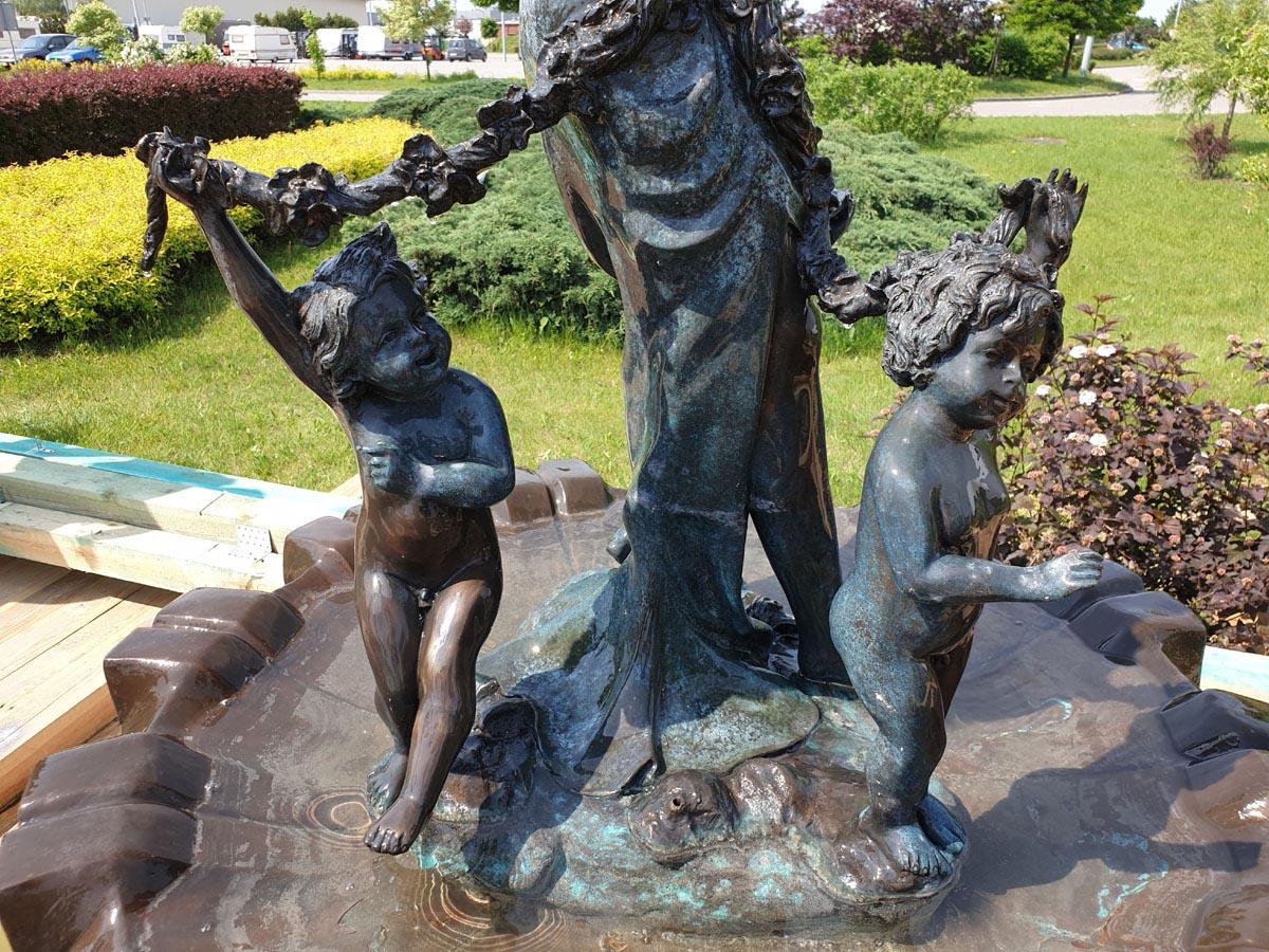 Freestanding Bronze Fountain with Putti, Beginning of the 20th Century 5