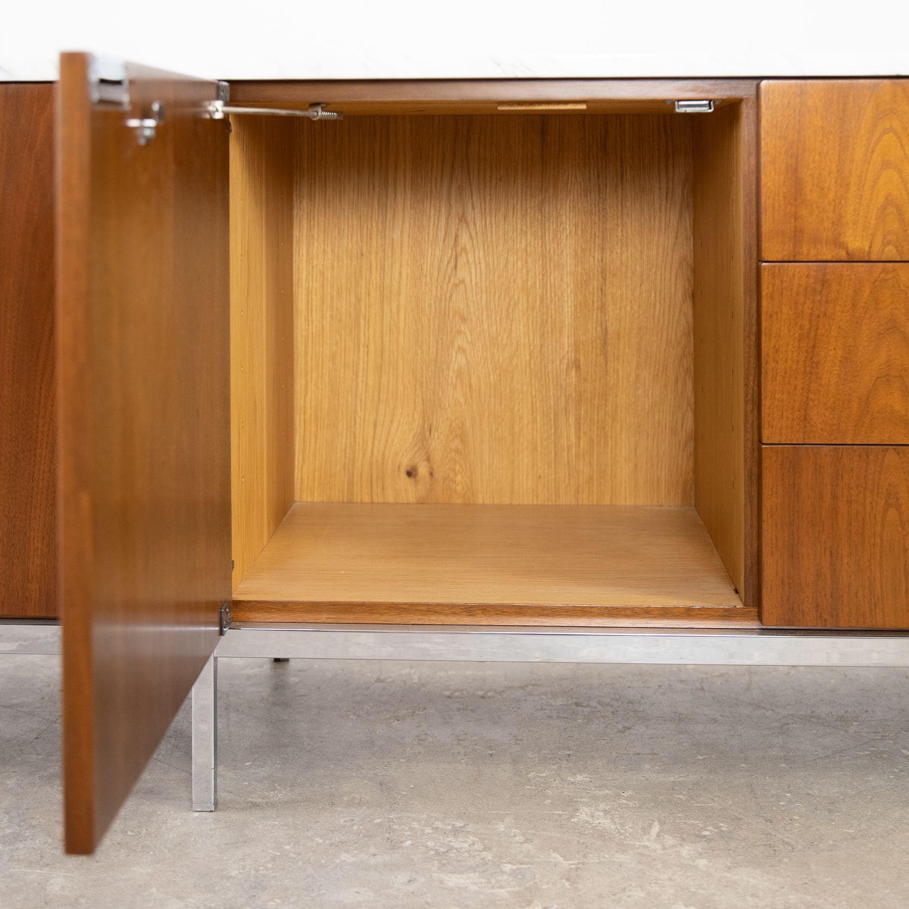 20th Century Free-Standing Credenza with Carrara Marble Top by Florence Knoll for Knoll