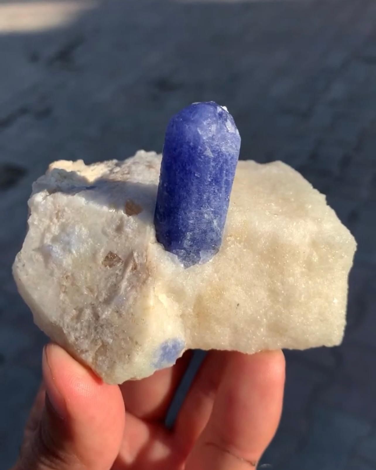 Product Information:

Specimen Type: Hackmanite on Calcite
Weight: 235 grams
Dimension: H: 5.5 x W: 7.5 x D: 6.5 cm 
Origin: Kokcha Valley, Badakshan Province, Afghanistan 
Treatment: None

Description:

This exceptional specimen showcases a