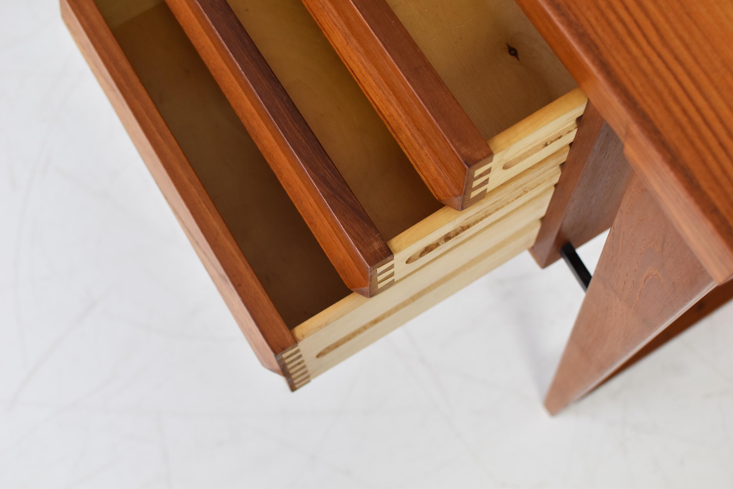 Free-Standing Desk by Kai Kristiansen for Feldballes Møbelfabrik, Denmark, 1950s 5