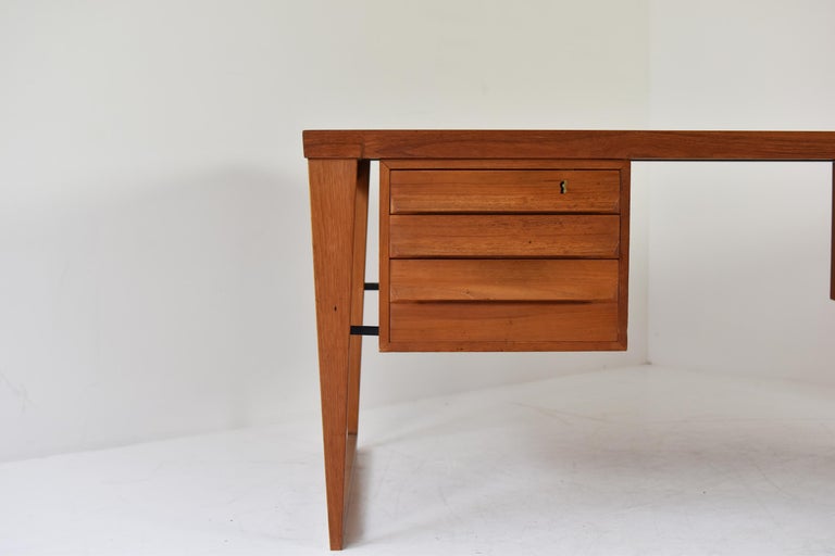 Mid-20th Century Free-Standing Desk by Kai Kristiansen for Feldballes Møbelfabrik, Denmark, 1950s For Sale