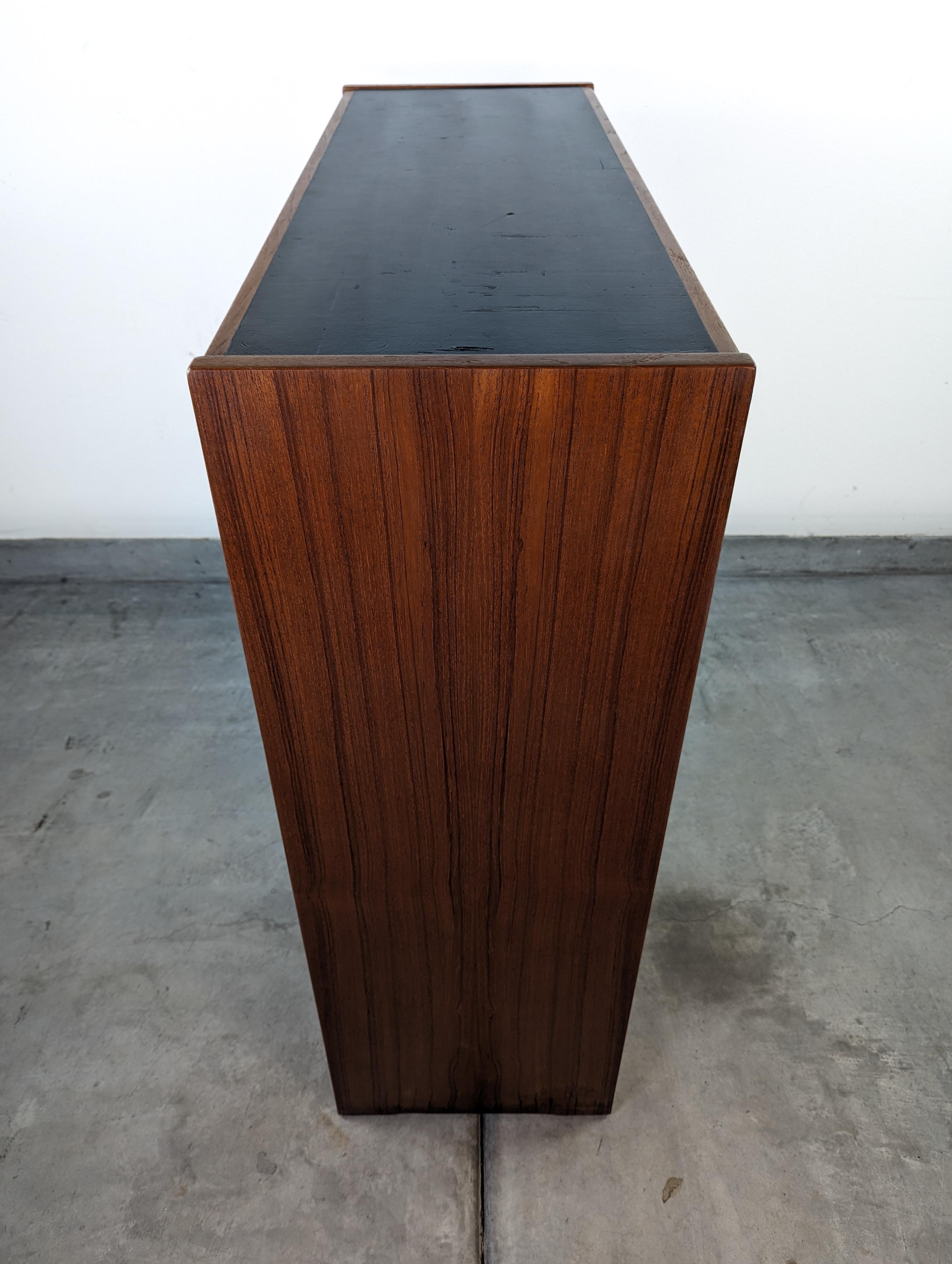 Free Standing Dry Bar by Poul Heltborg for Heltborg Mobler, Denmark, c1960s For Sale 8