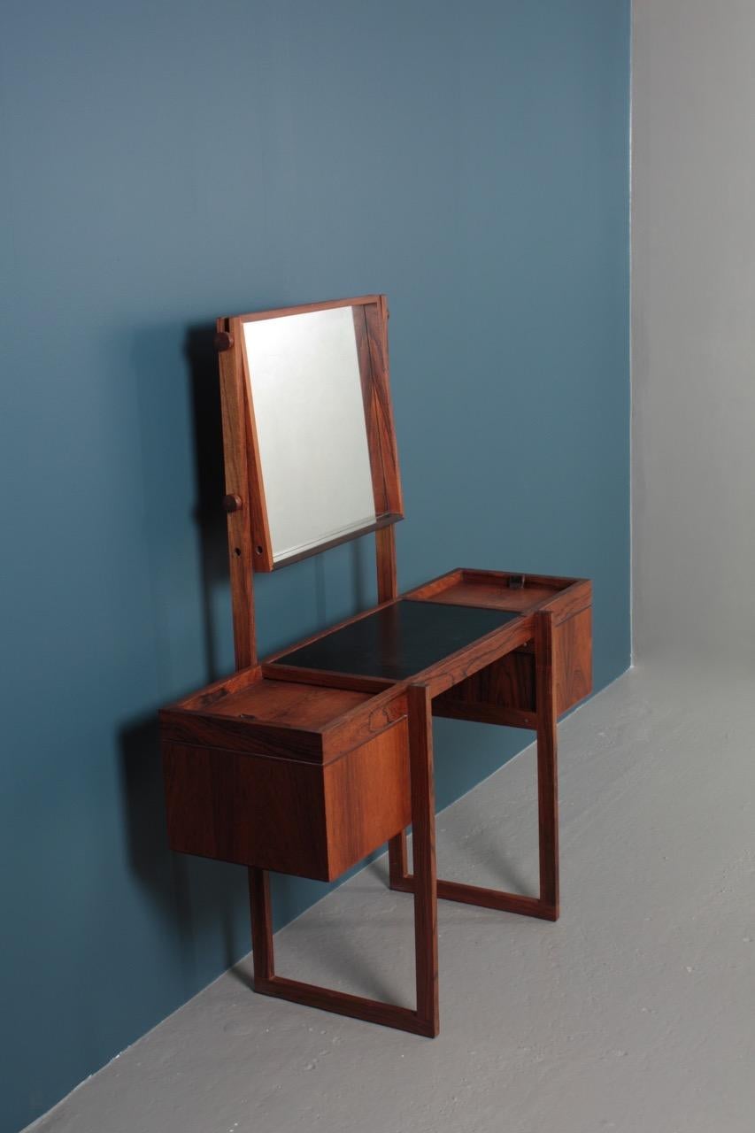 Free Standing Midcentury Vanity in Rosewood, Made in Denmark, 1960s 4