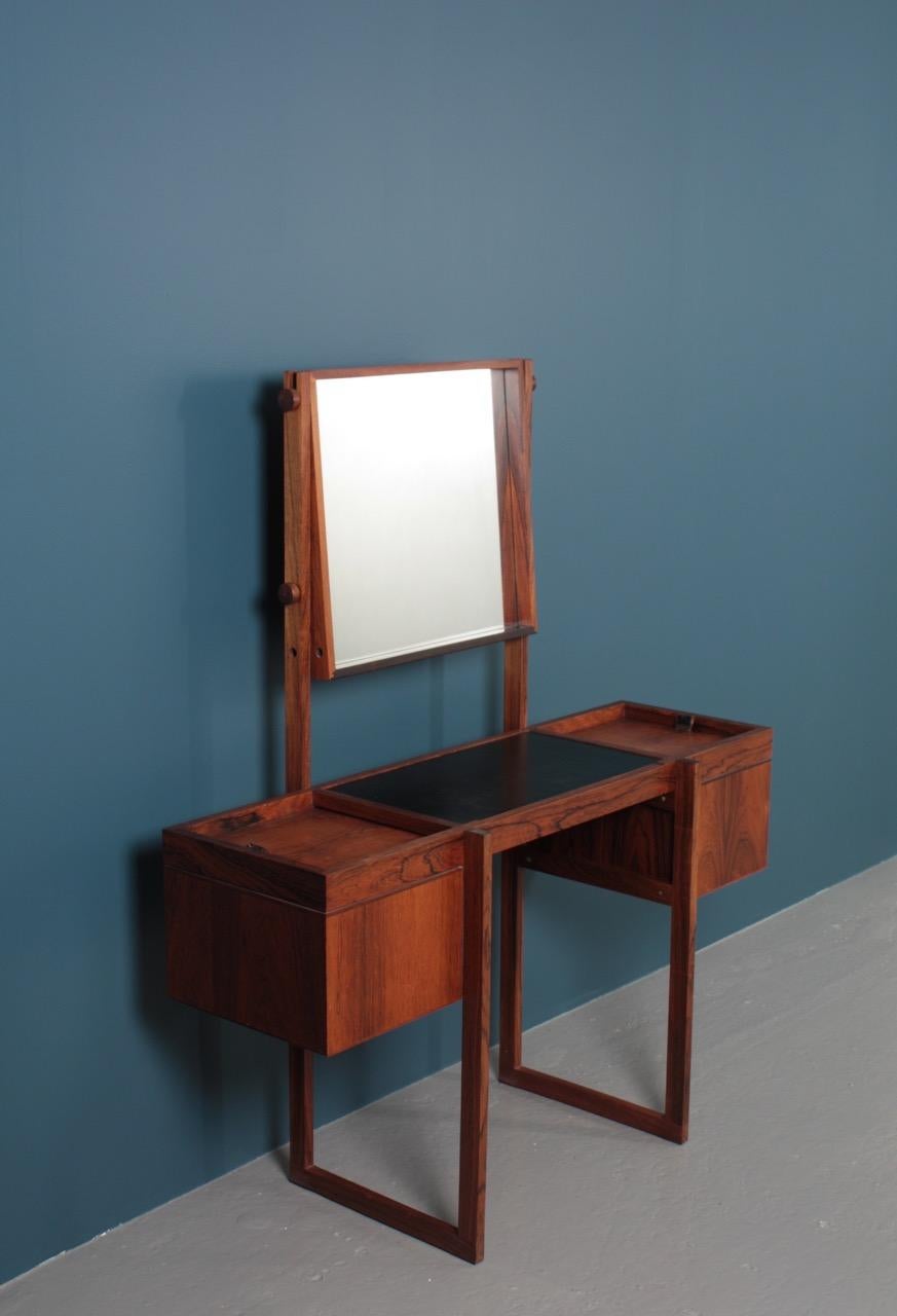 Free Standing Midcentury Vanity in Rosewood, Made in Denmark, 1960s 5