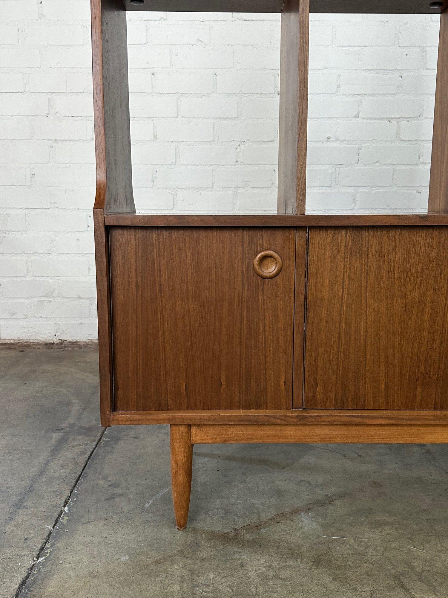 Free standing wall unit/ bookcase For Sale 2