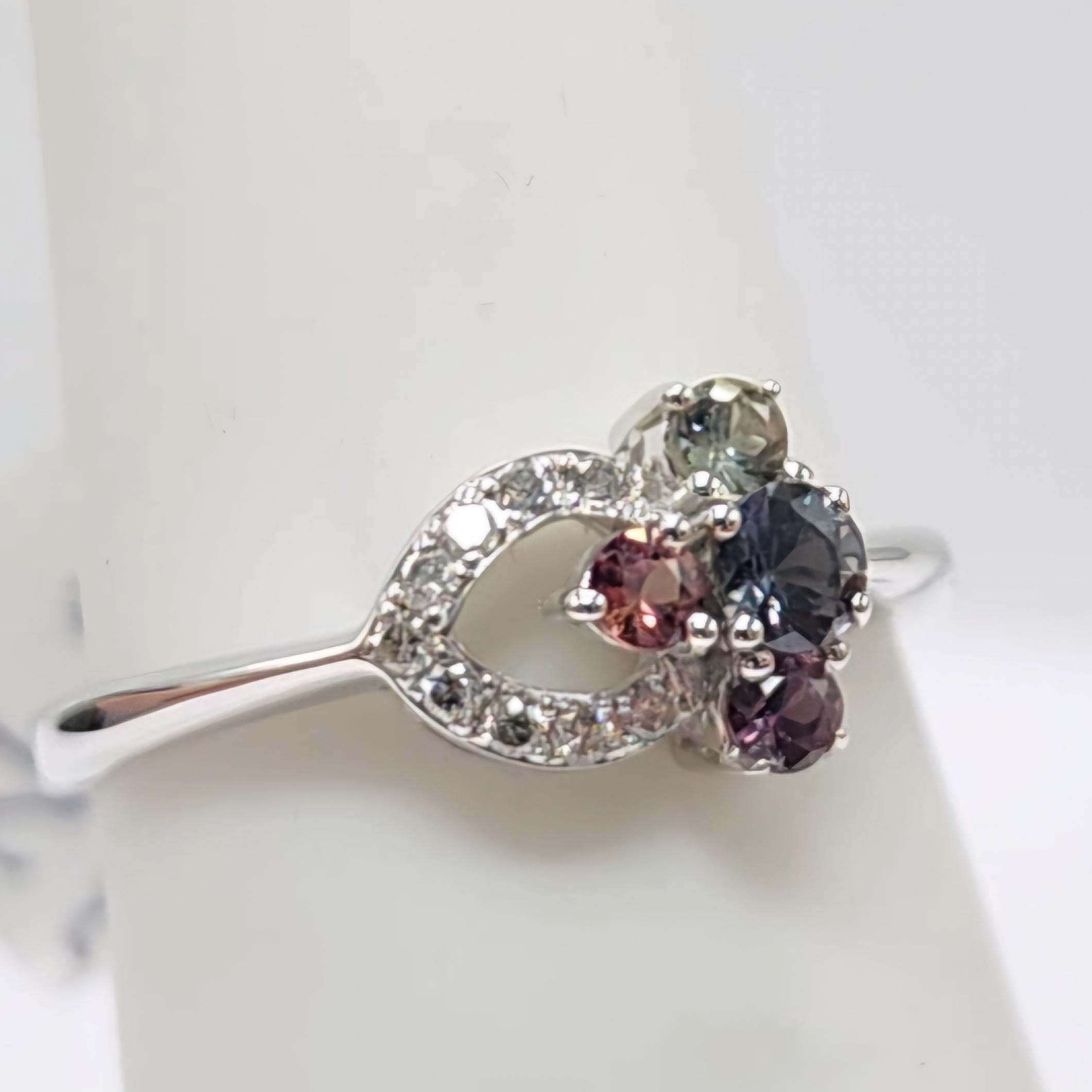 Free Style Cluster Design Montana Sapphire and Diamond Ring 18 Karat White Gold For Sale 4