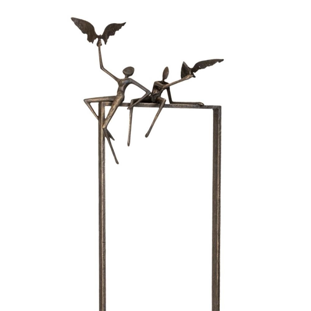 Scultura Freedom Bronze con tutti 
struttura in bronzo massiccio con finitura marrone.
Dimensioni della base: L40xP20x0,5cm.