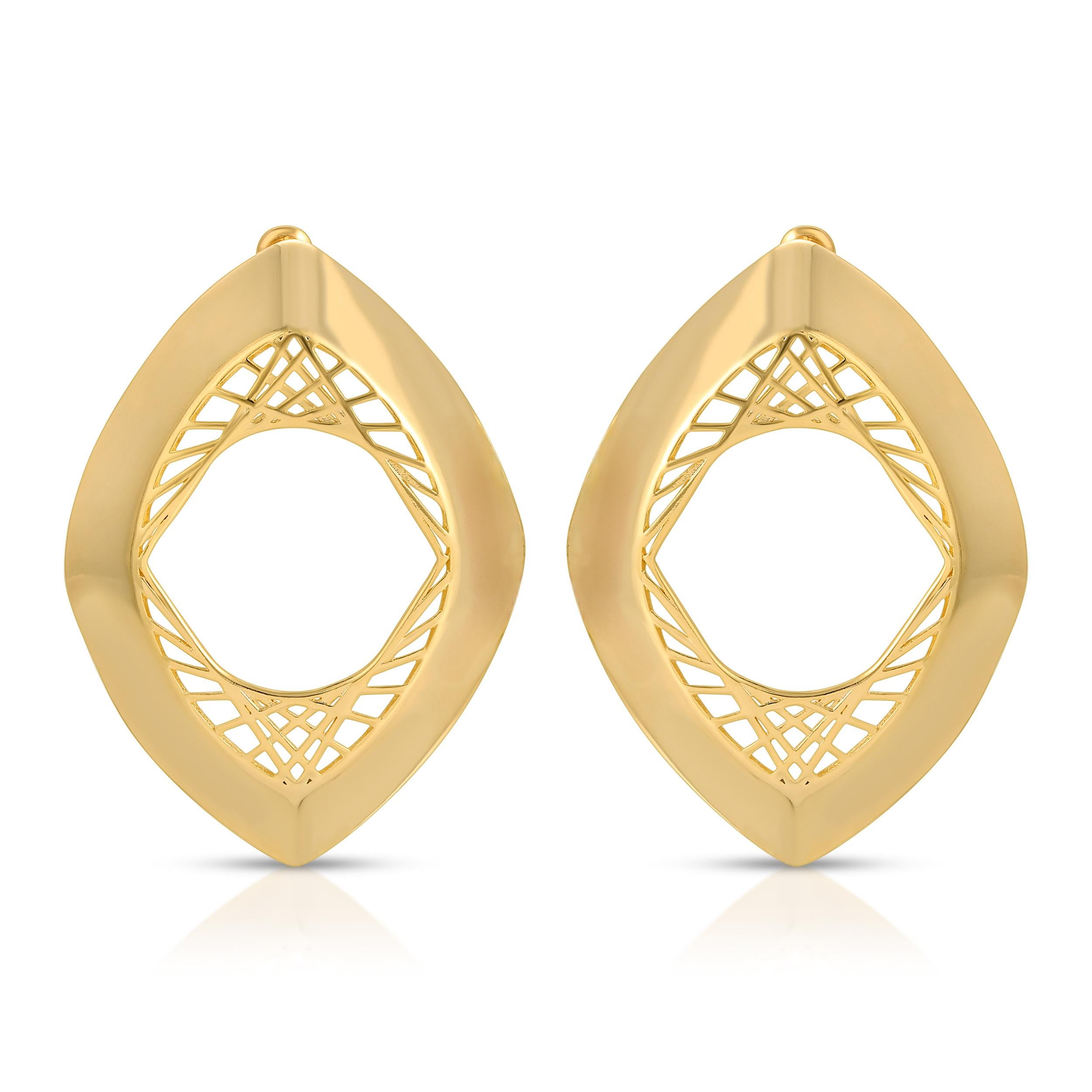The Freedom Earrings from the Freedom Collection are inspired by Freedom tower in Tehran, Iran. Using mathematics, the detailed geometric pattern is created and finished with smooth and plain outside putting all the attention on the inside.
These