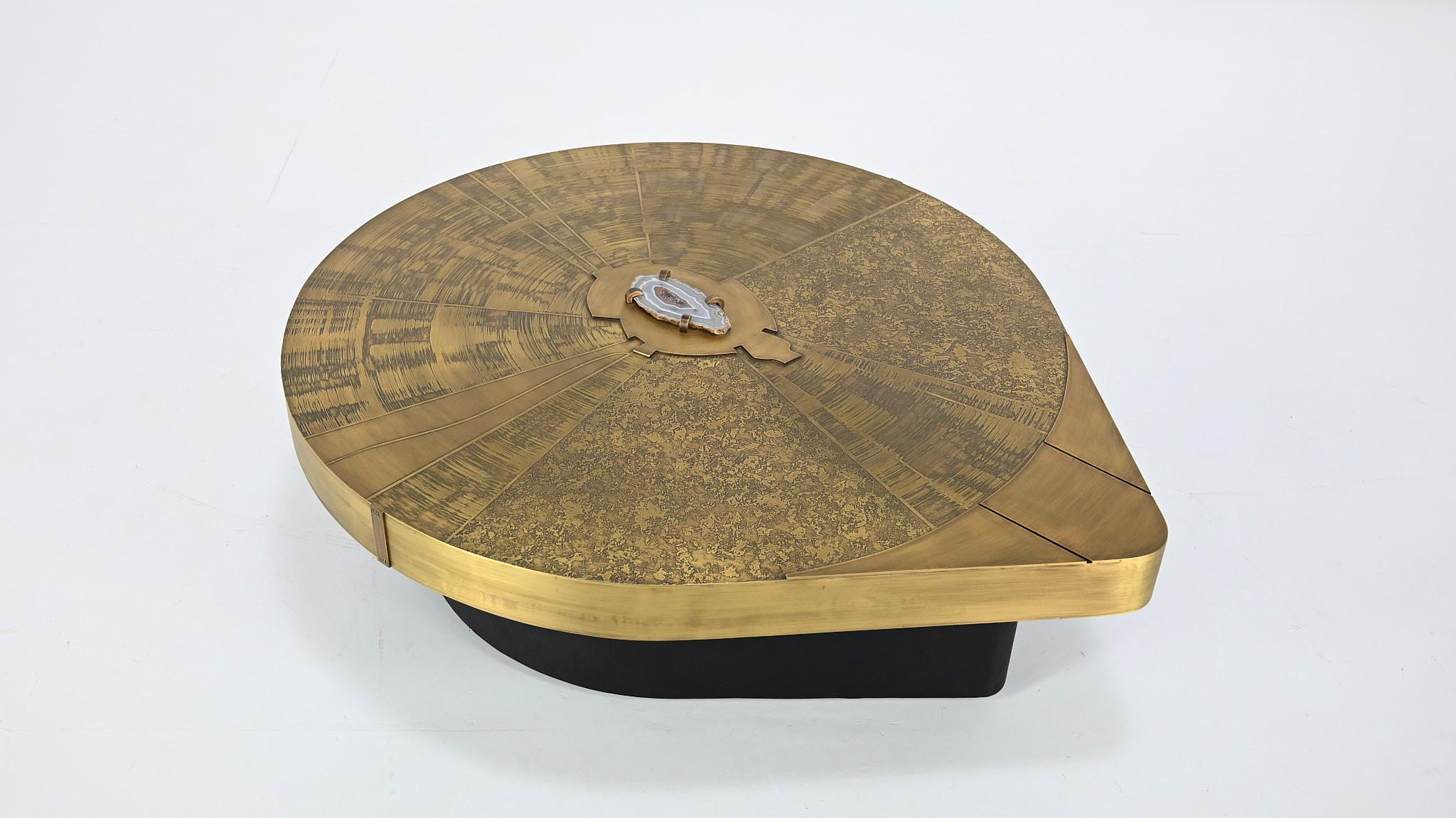 Superb and unique free-form coffee table in acid-etched brass set with an agate stone. Made to order in Belgium in the 1990s, and inspired by the work of designers Ado Chale, Christian Krekels and Jean-Claude Dresse. Brass plated on wood, base