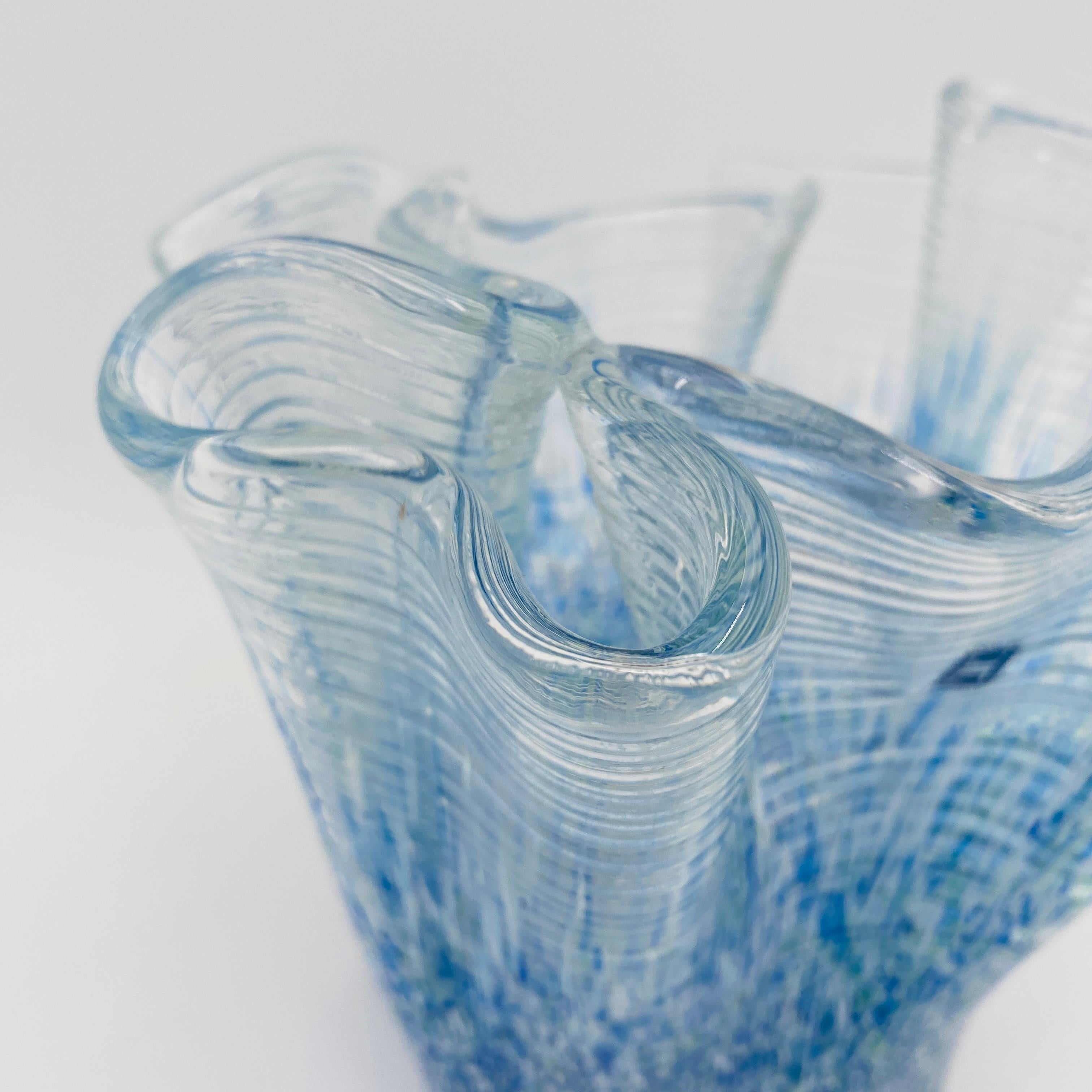 Verre d'art Vase en verre d'art de forme libre par Severin Brørby pour Hadeland Norvège, années 1970 en vente