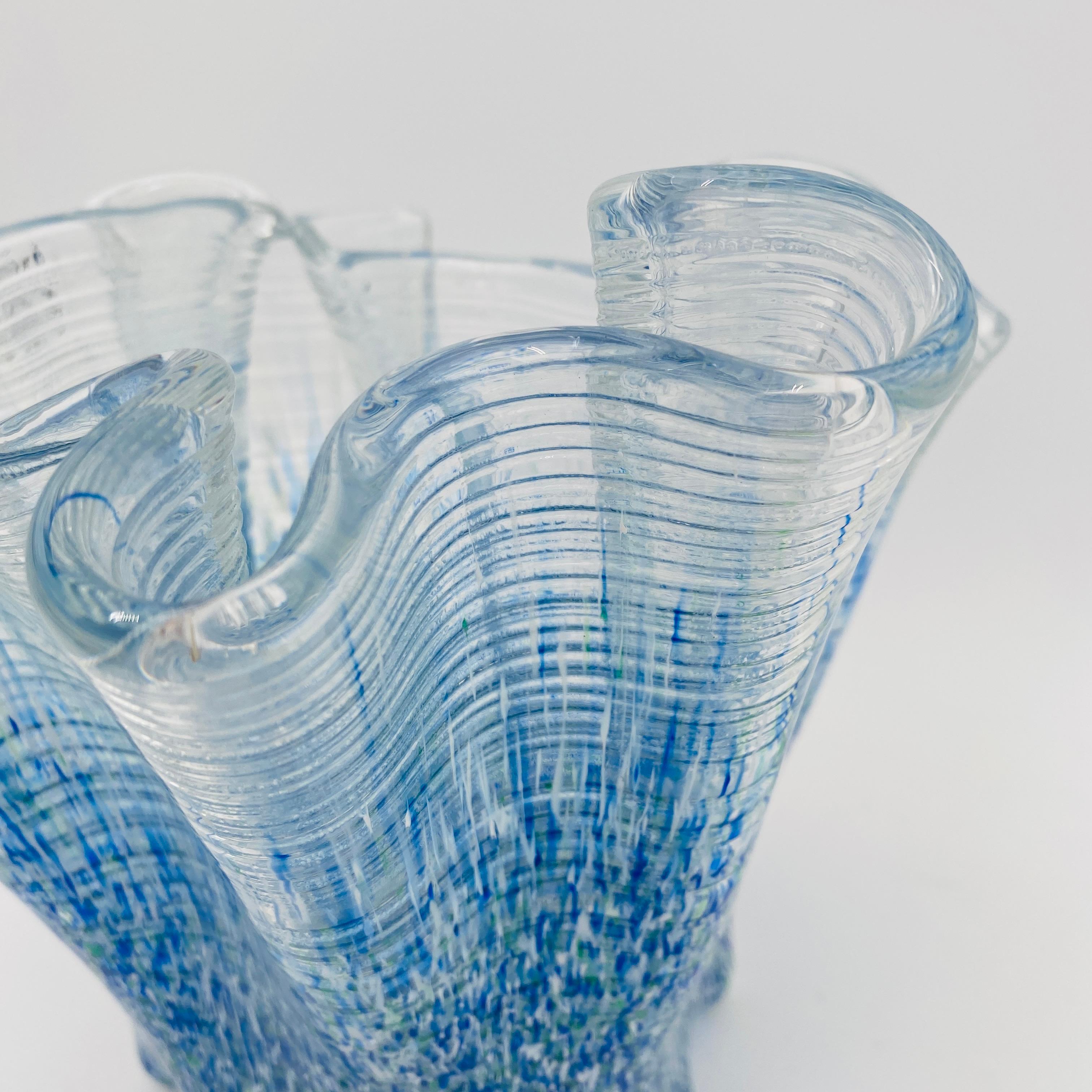 Vase en verre d'art de forme libre par Severin Brørby pour Hadeland Norvège, années 1970 en vente 1