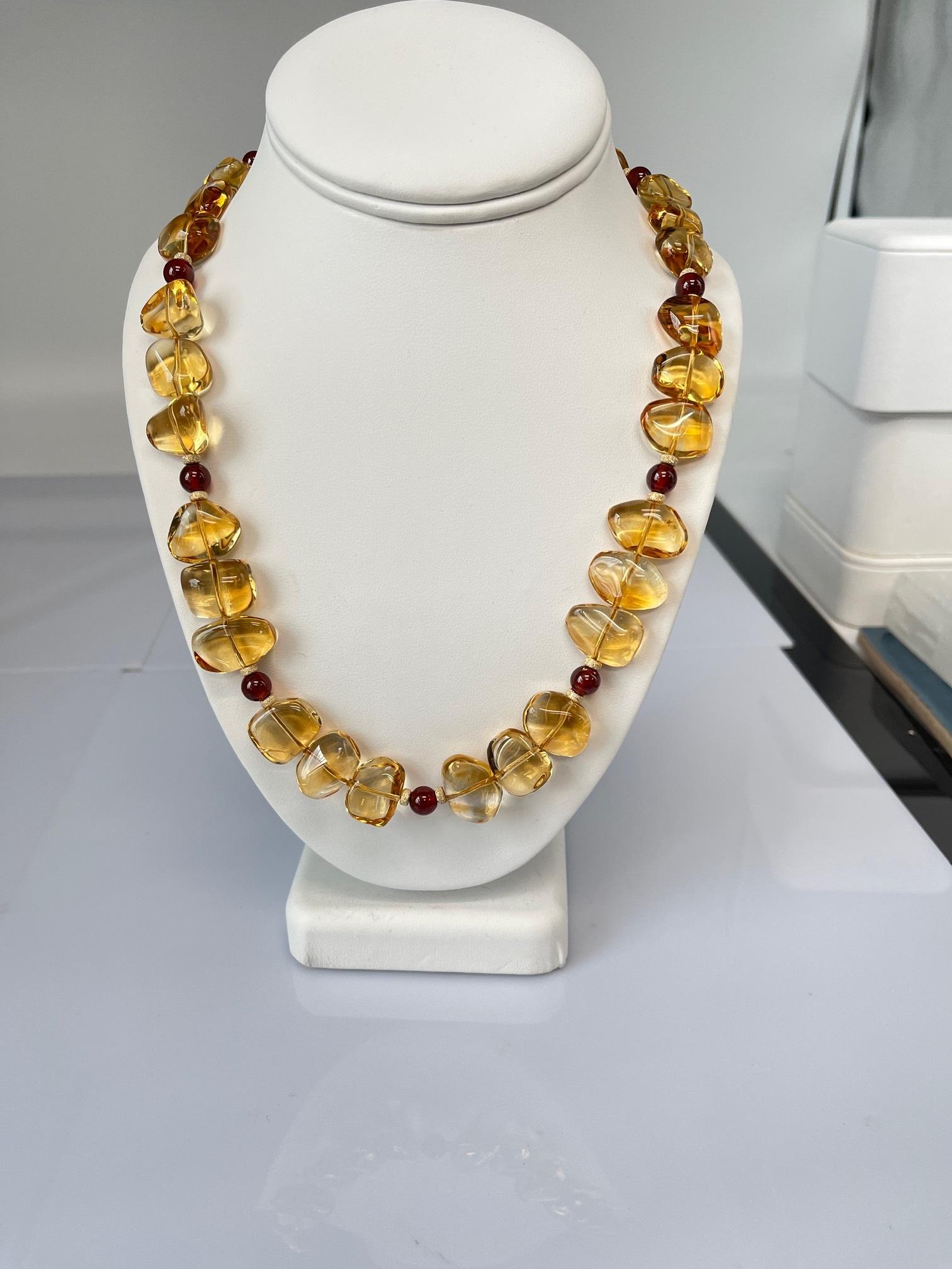 Collana di perle a forma libera di citrino e granato rotondo con accenti in oro giallo in vendita 5