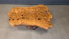 Mesa de centro de formas libres de olmo, década de los 70