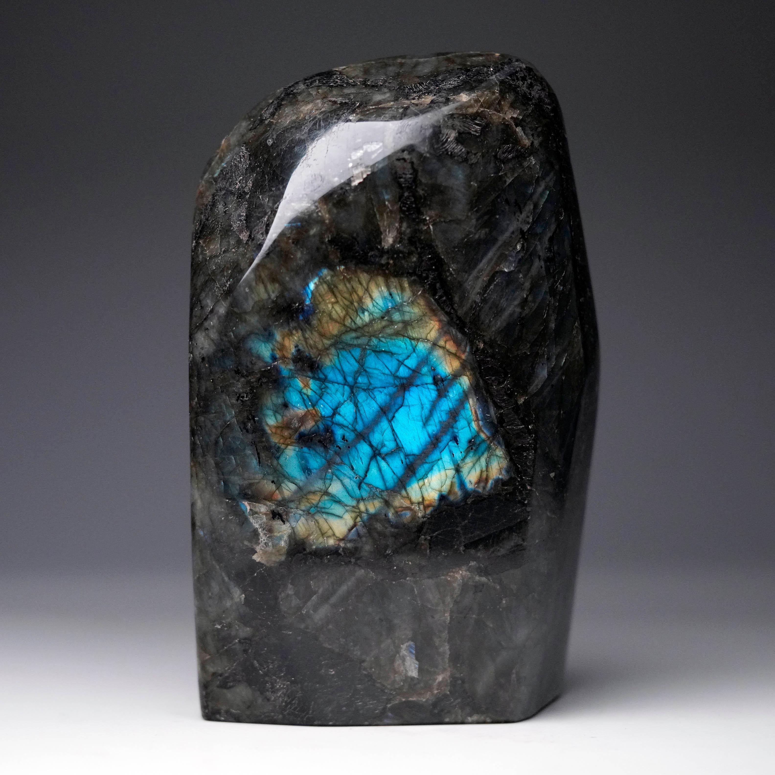Freeform Labradorite From Madagascar – 6.82 Lb. For Sale 1