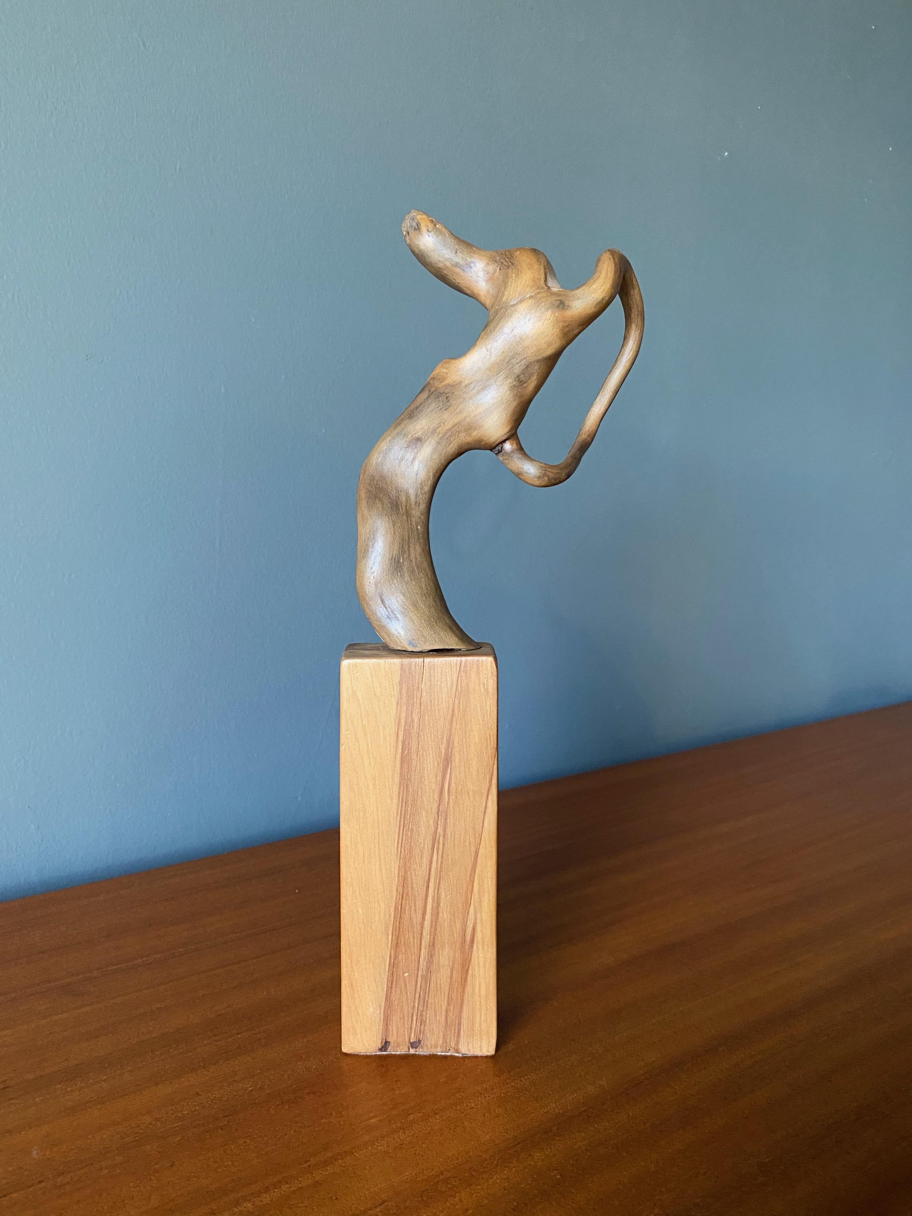Scultura a forma libera su supporto, 1975 circa In condizioni buone in vendita a San Juan Capistrano, CA