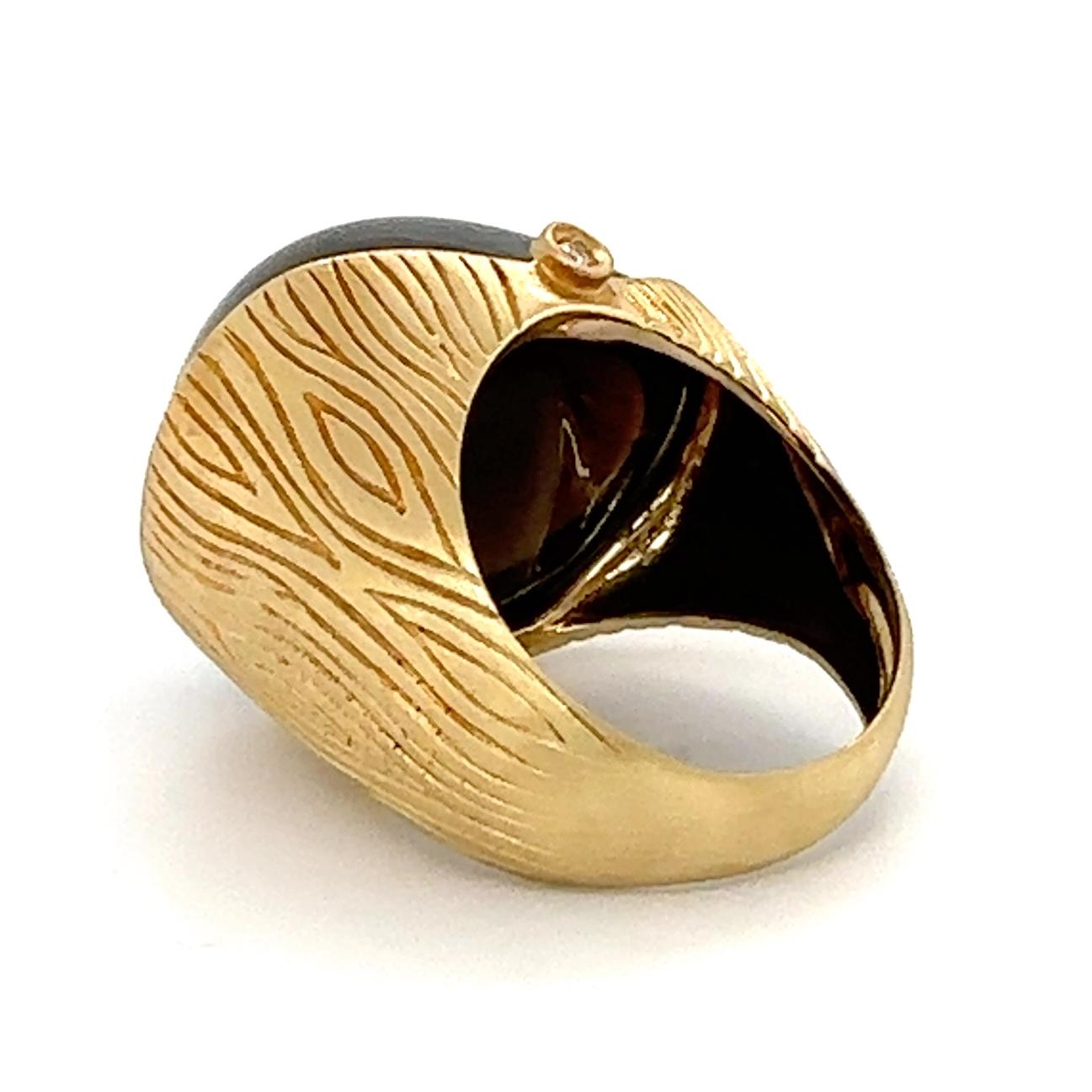 Freeform Smoky Quartz Cabochon in 18K Gold 