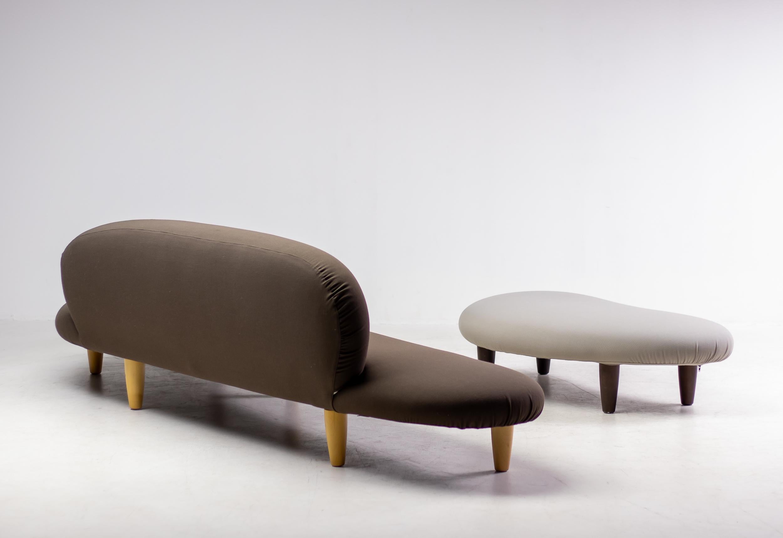 Freeform Sofa and Ottoman by Isamu Noguchi For Sale 4