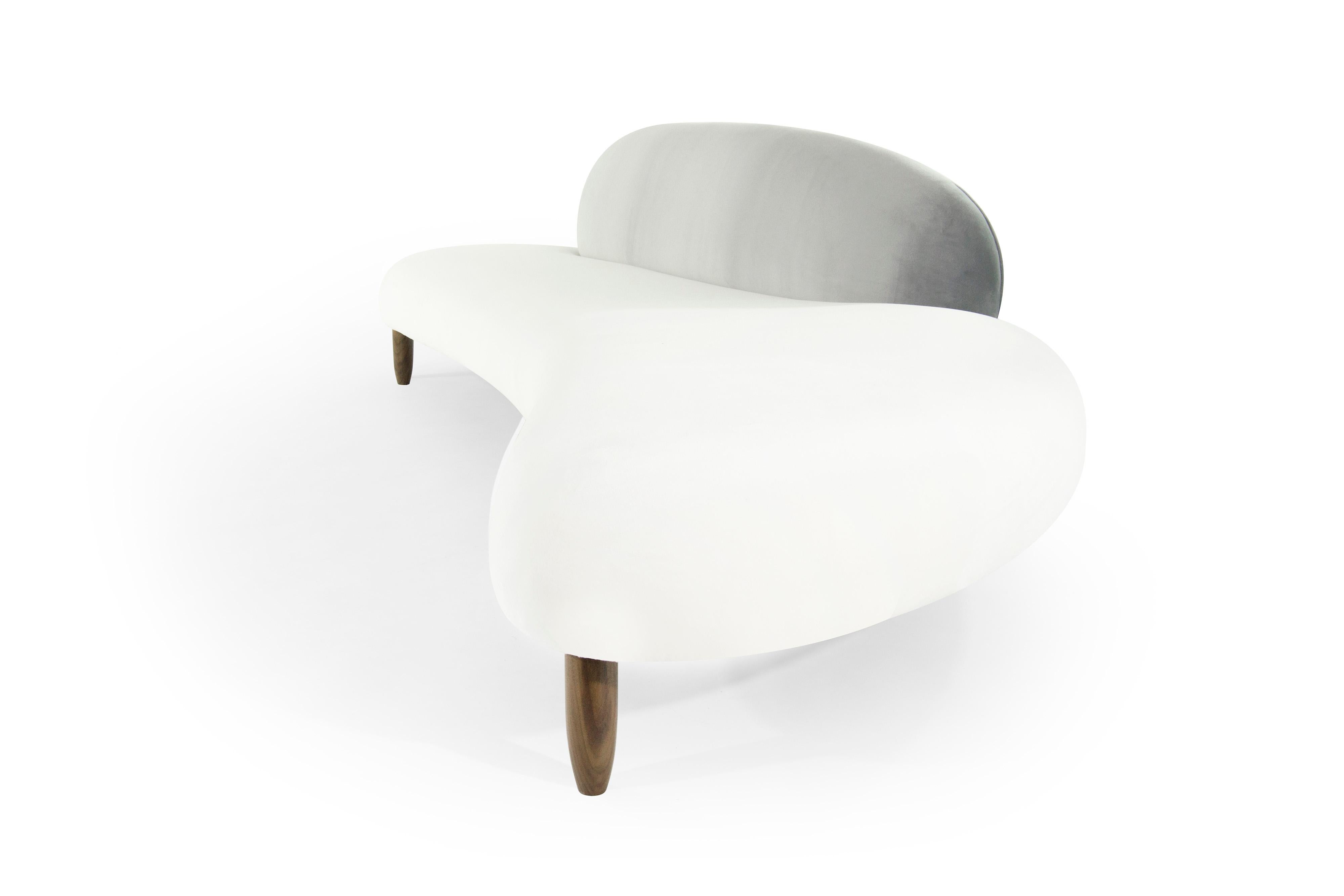 Freeform Sofa by Isamu Noguchi In Excellent Condition In Westport, CT