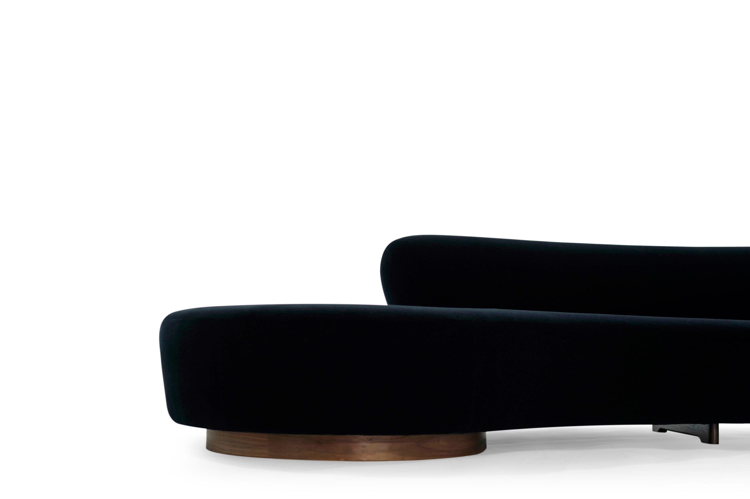 Serpentine Sofa by Vladimir Kagan in Navy Blue Mohair 4