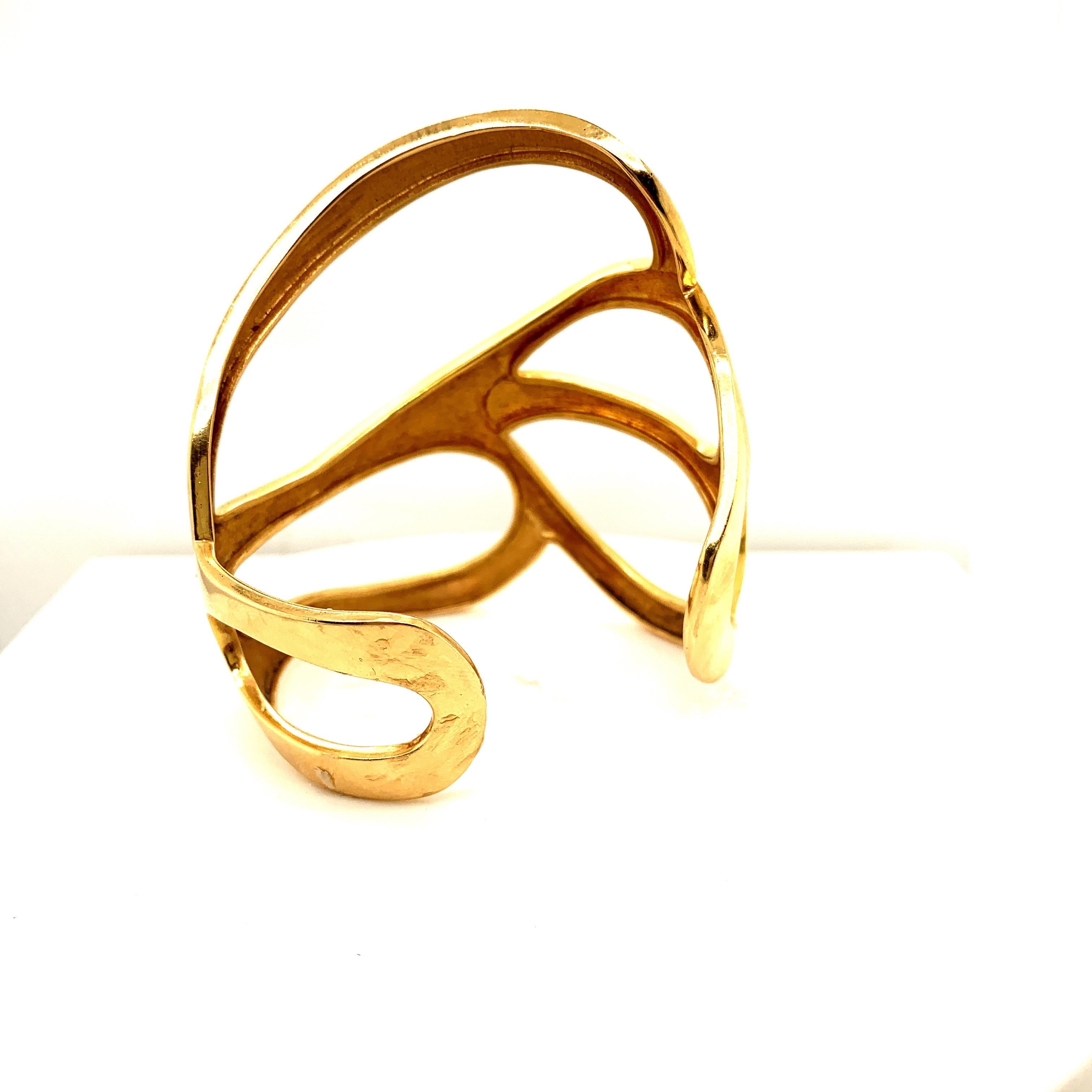 Women's Freeform Solid 18 Karat Gold Cuff For Sale