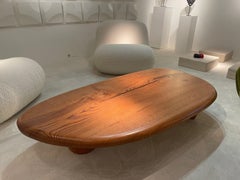 table basse en bois de forme libre