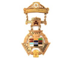 Freemason St. Johns Chapter No 9 R.A.M. Brooch in 10K Yellow Gold