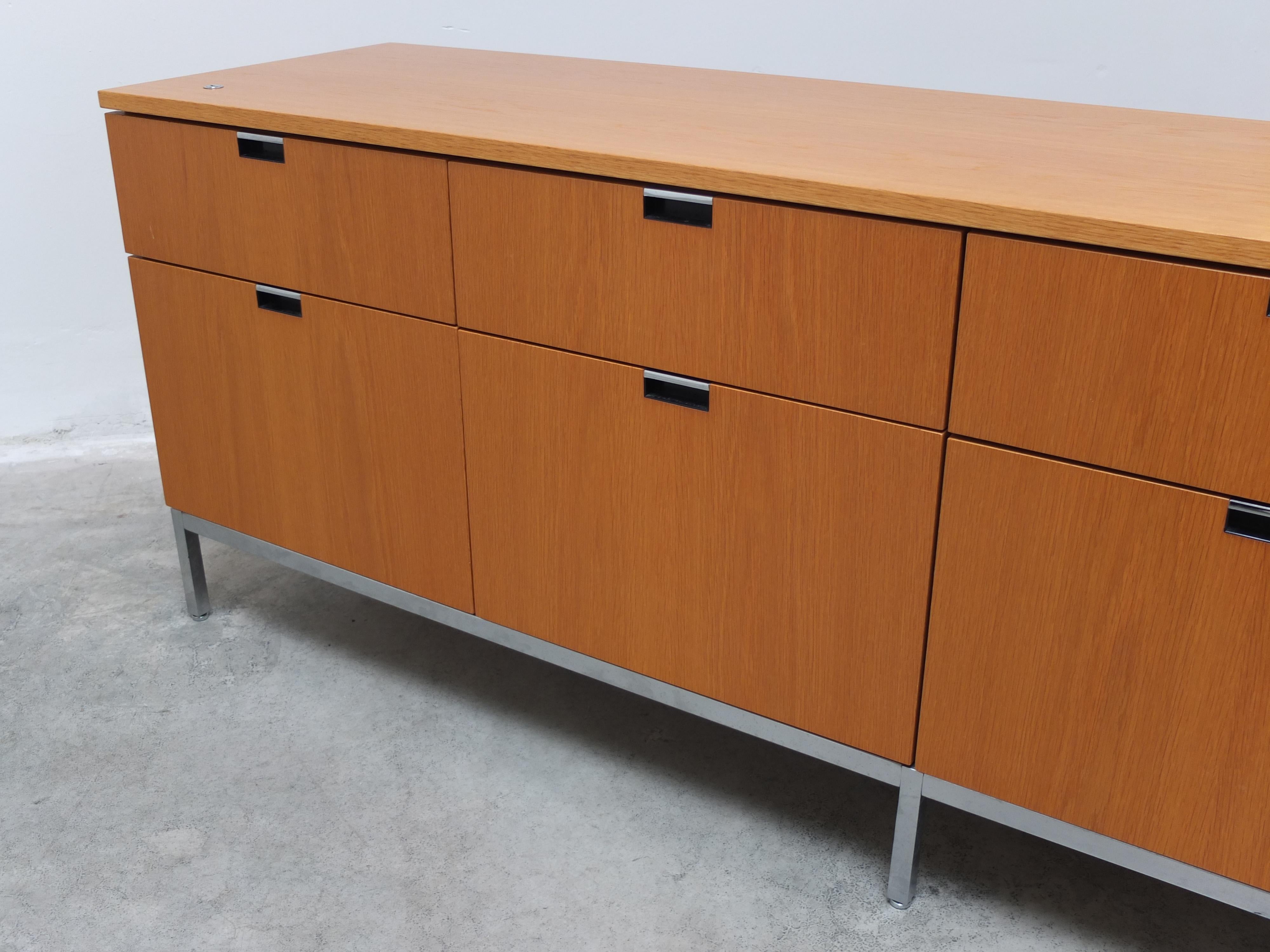Freestanding 8-Drawer Credenza by Florence Knoll for Knoll, 1961 For Sale 7