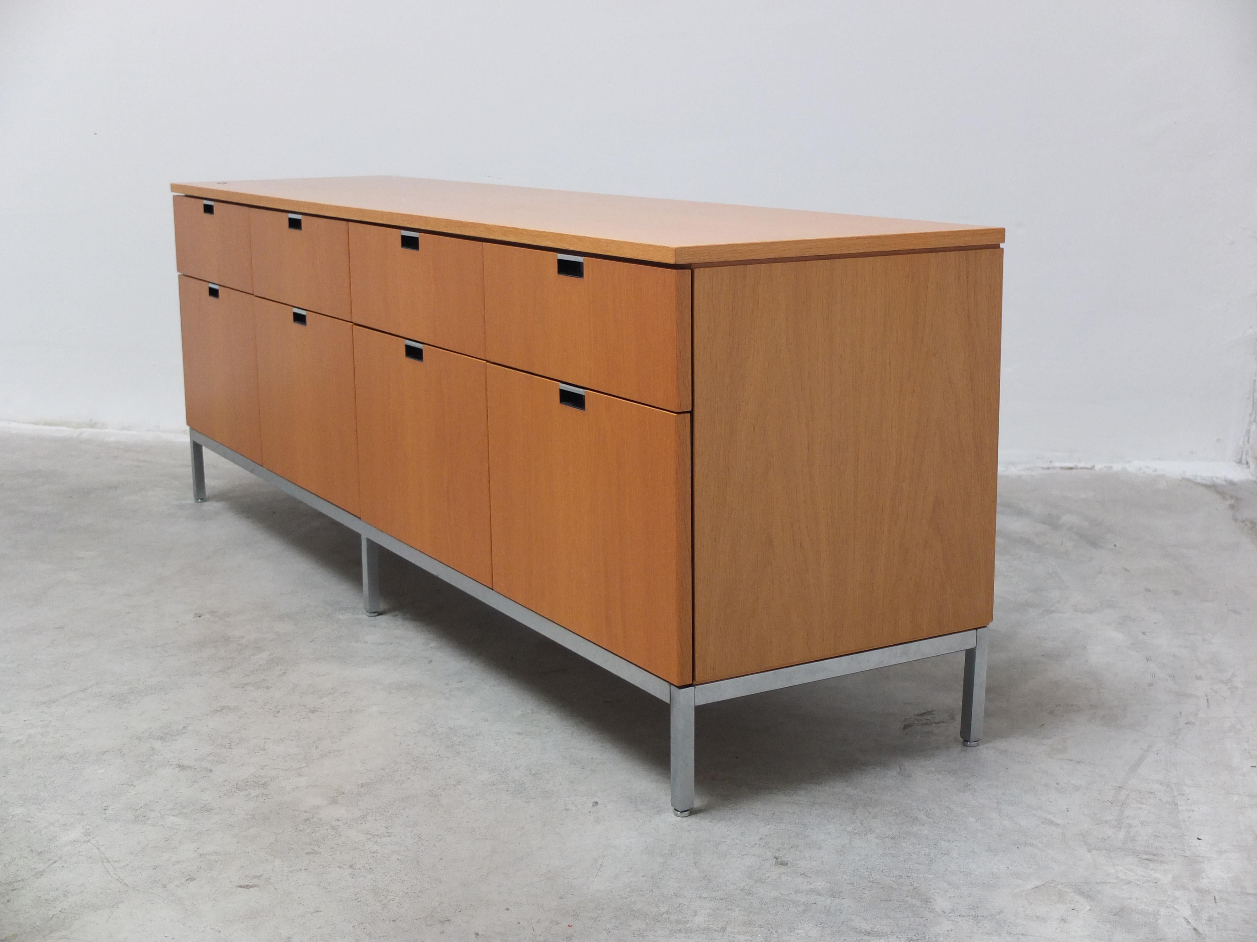 20th Century Freestanding 8-Drawer Credenza by Florence Knoll for Knoll, 1961