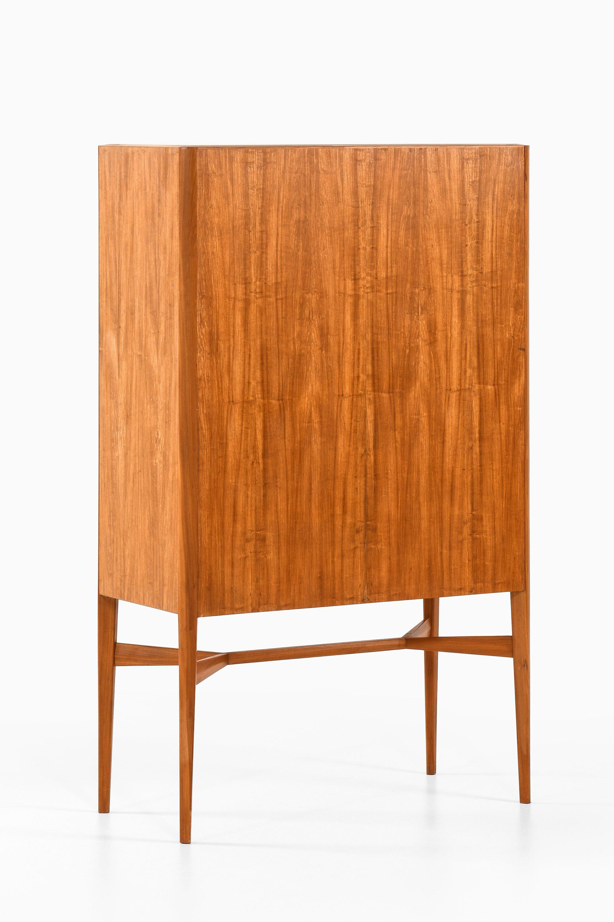 Scandinavian Modern Freestanding Cabinet in Teak by Carl-Axel Acking, 1940s For Sale