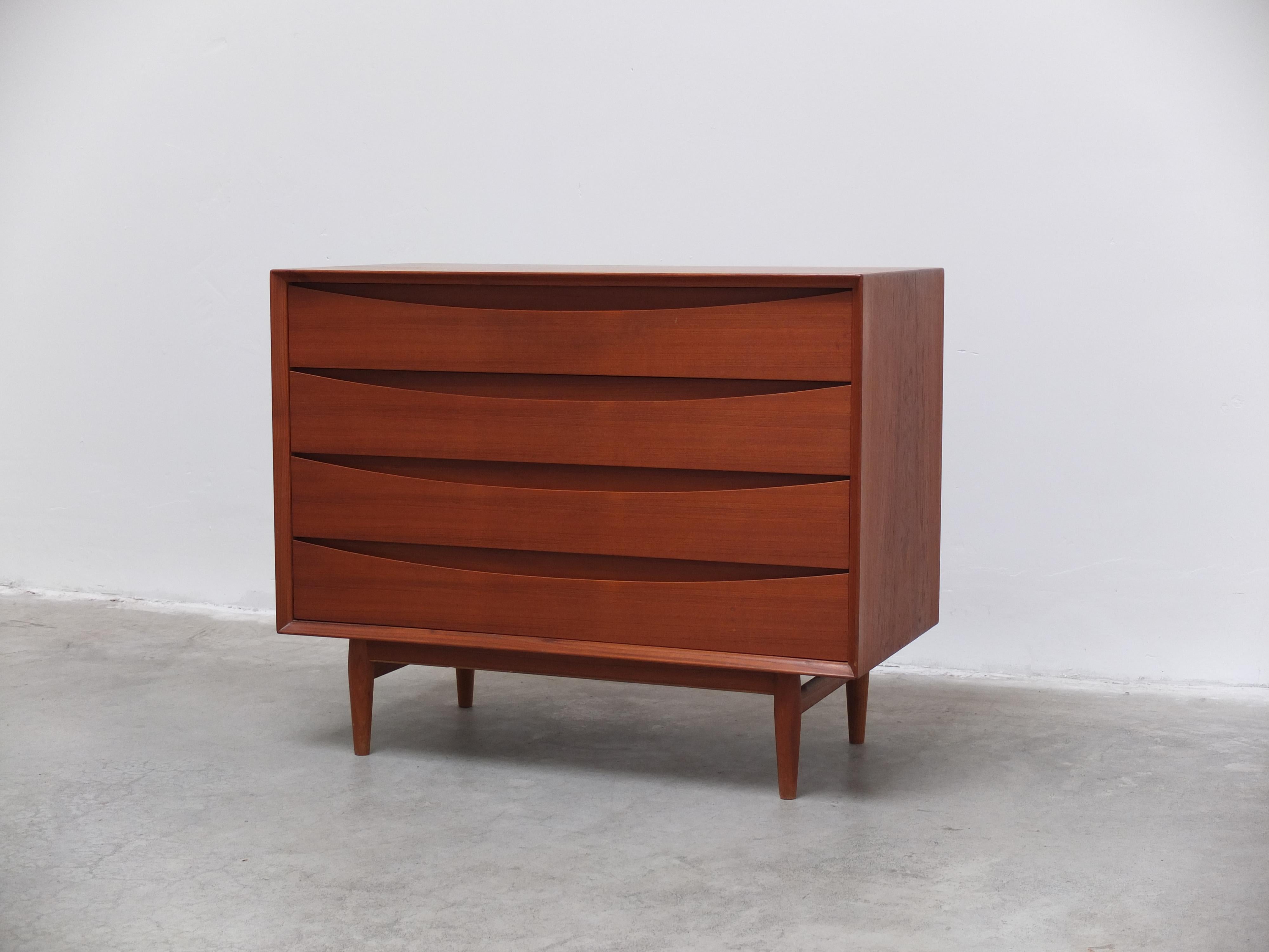 XX secolo Cassettiera indipendente in teak di Arne Vodder per Sibast, anni '60 in vendita